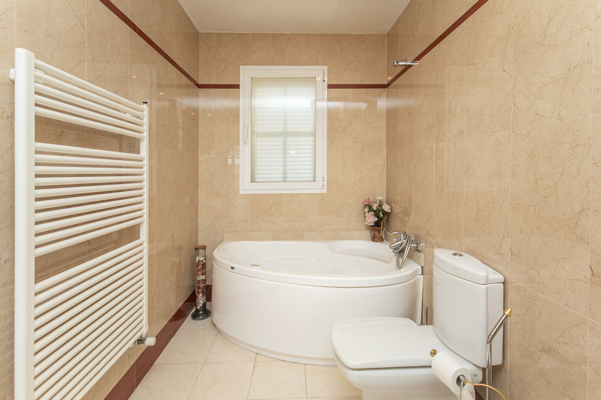 4 Bed, 3 Bath, HouseFor Sale, Marratxí, Islas Baleares