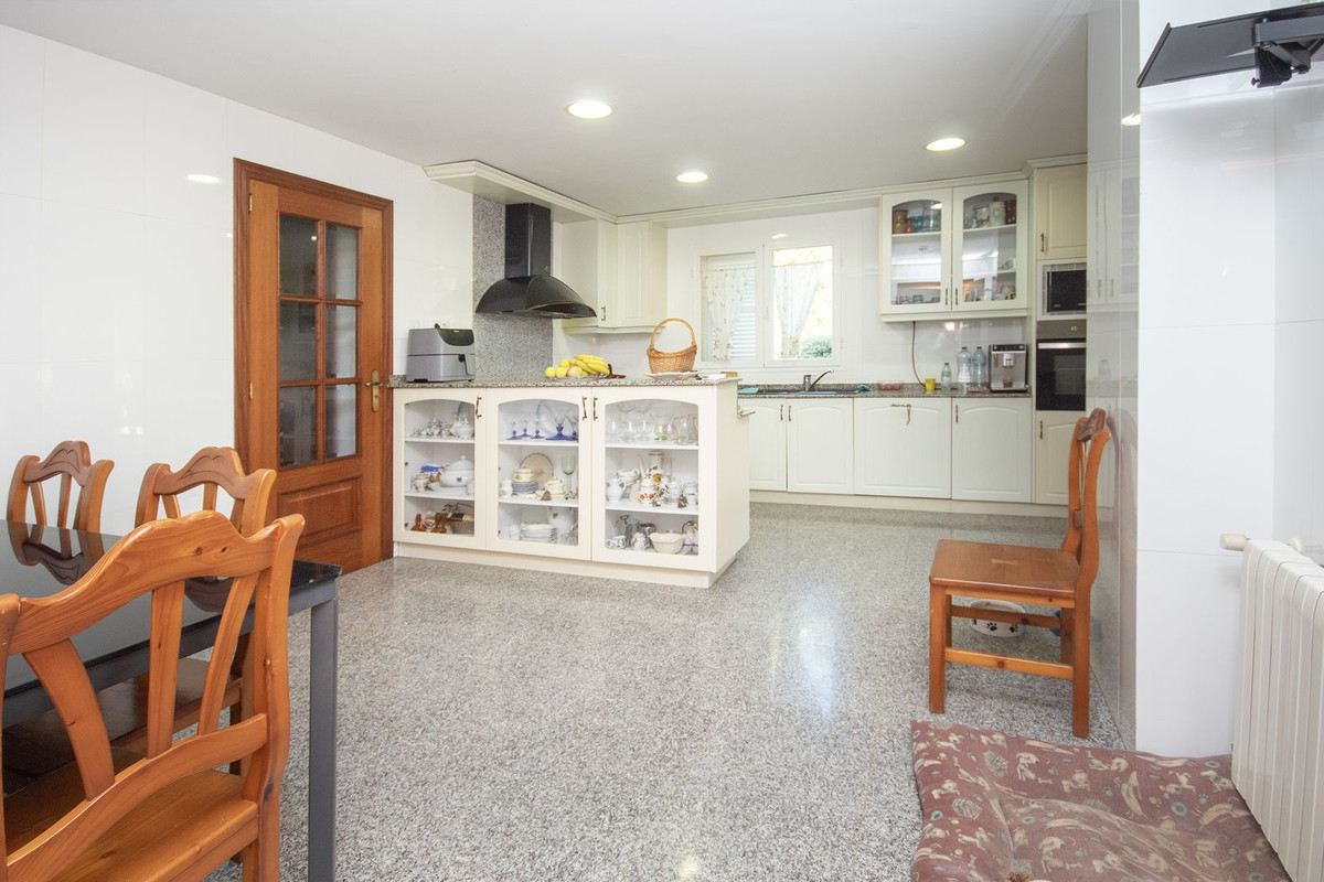 4 Bed, 3 Bath, HouseFor Sale, Marratxí, Islas Baleares