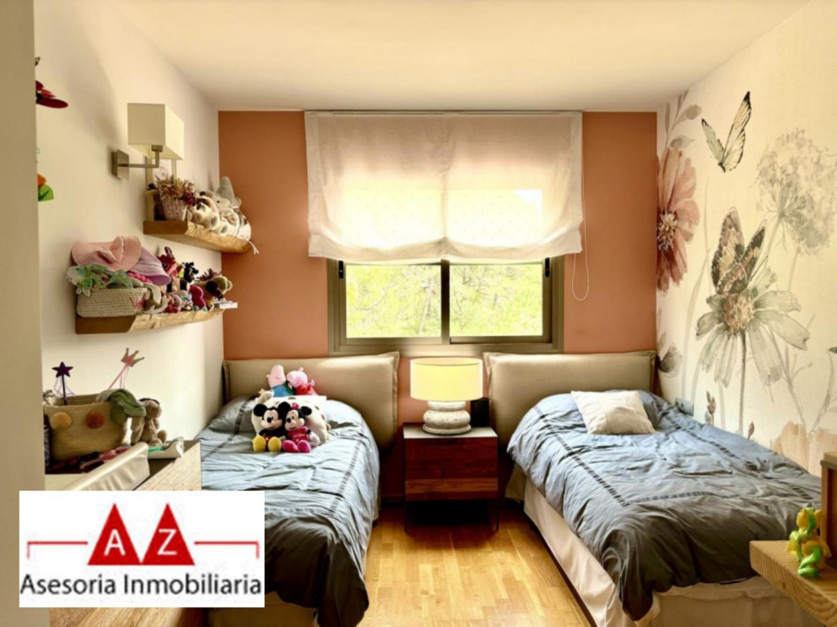 4 Bed, 3 Bath, ApartmentFor Sale, Palma de Mallorca, Islas Baleares