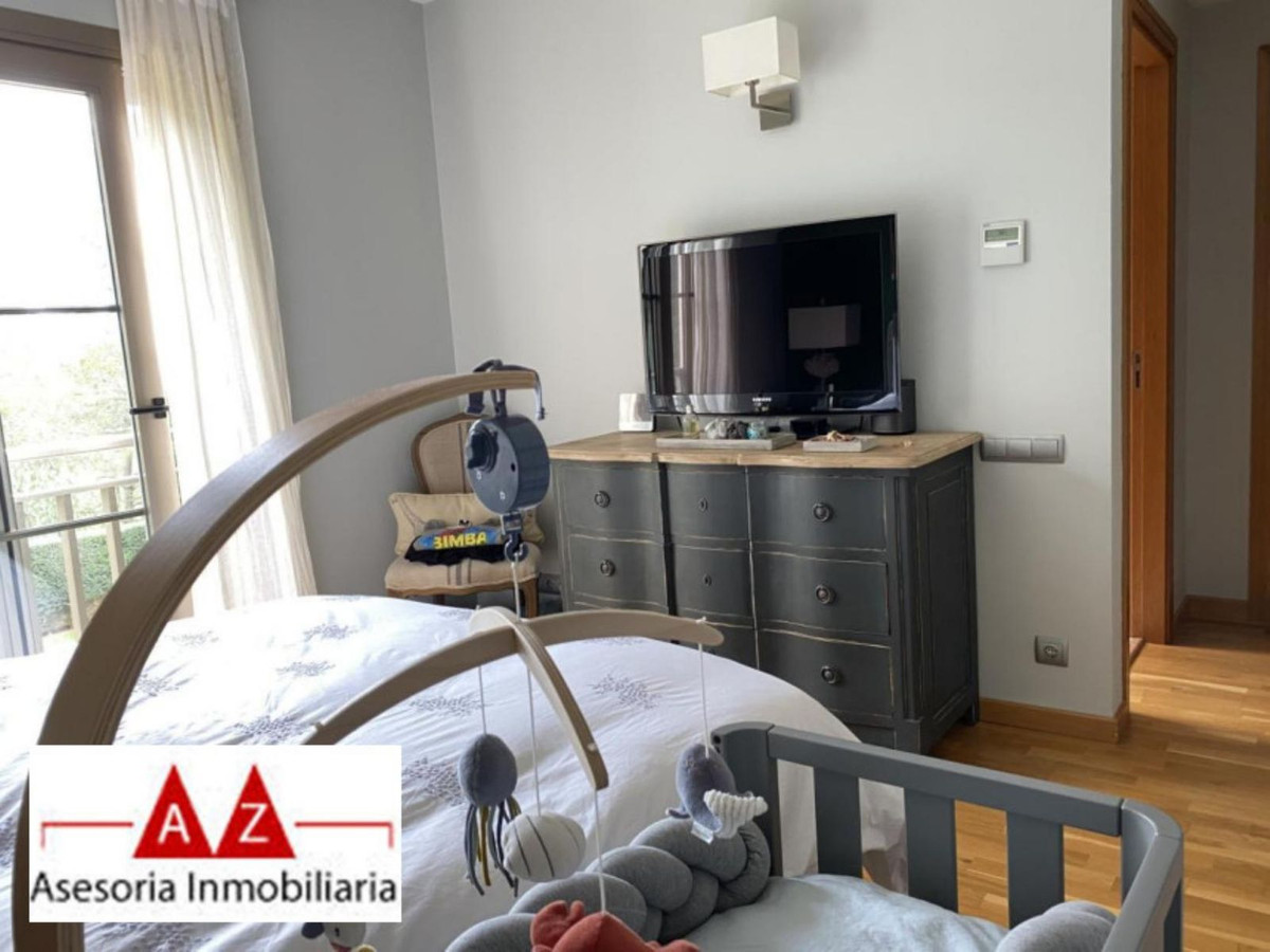 4 Bed, 3 Bath, ApartmentFor Sale, Palma de Mallorca, Islas Baleares