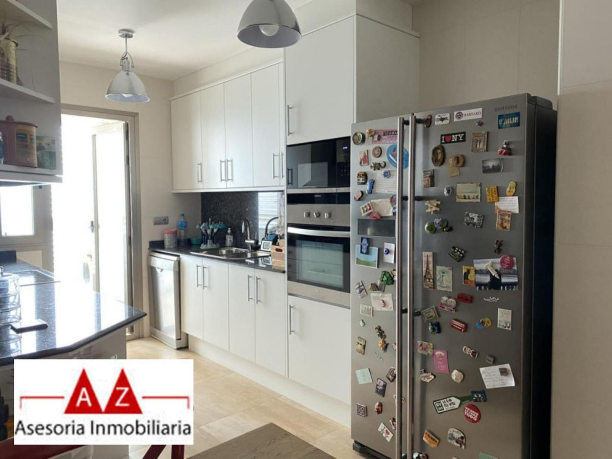 4 Bed, 3 Bath, ApartmentFor Sale, Palma de Mallorca, Islas Baleares