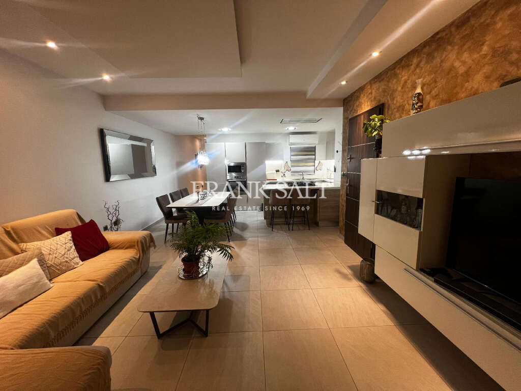 3 Bed, ApartmentFor Sale, Zurrieq, Malta
