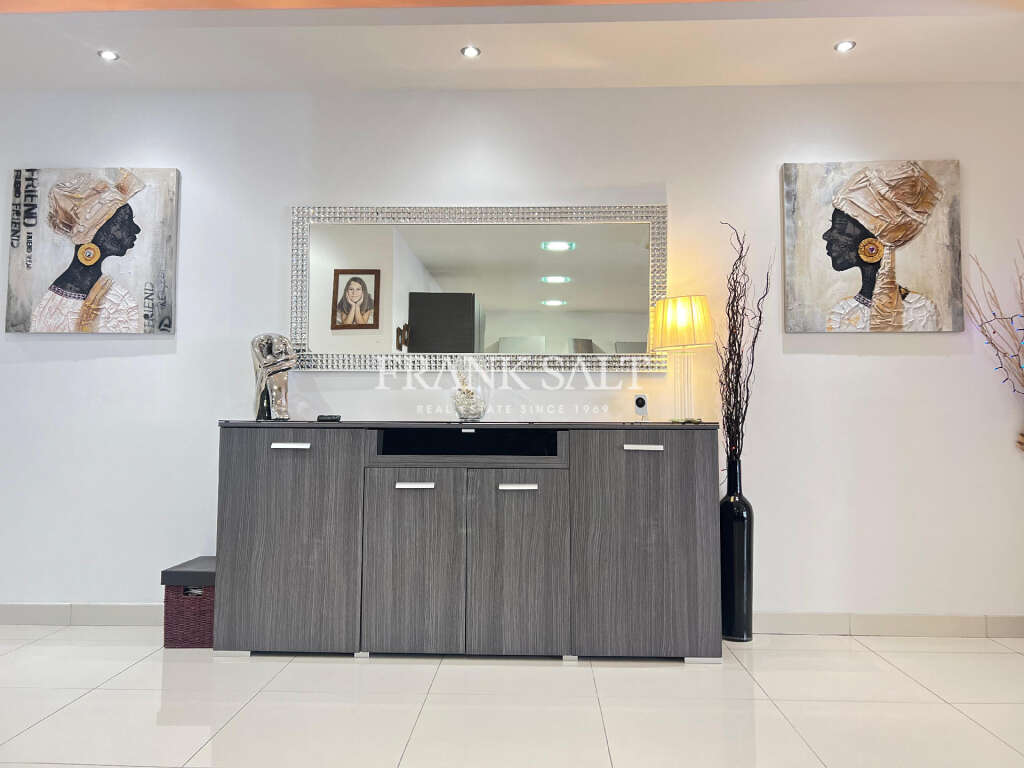 3 Bed, ApartmentFor Sale, Marsascala, Malta