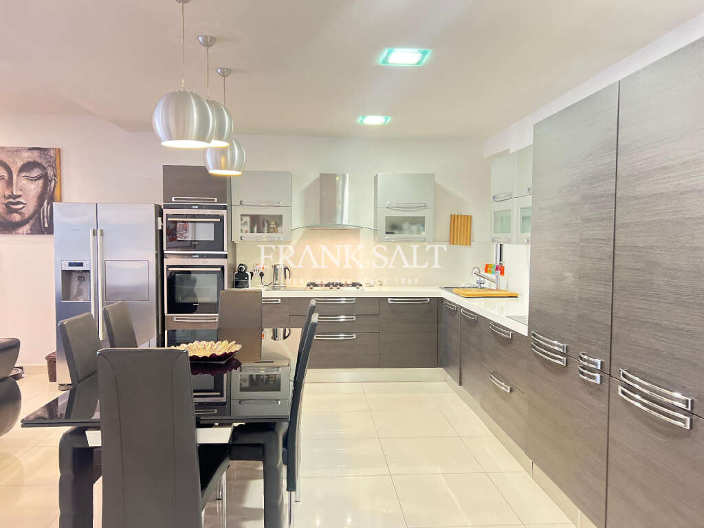 3 Bed, ApartmentFor Sale, Marsascala, Malta