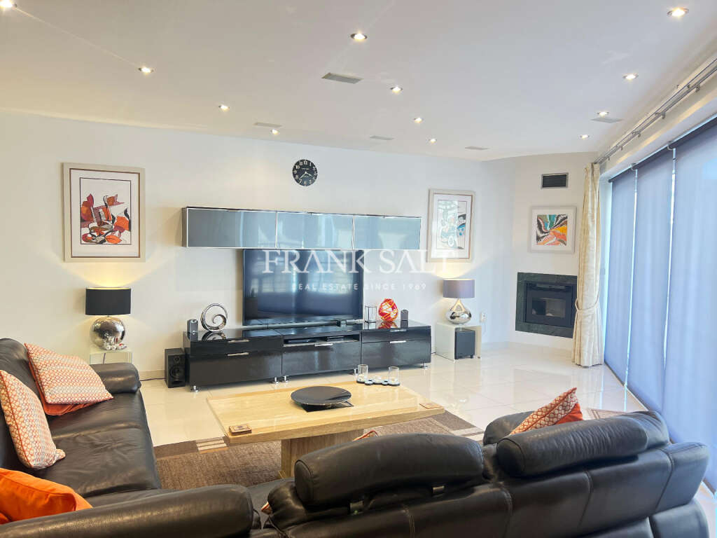 3 Bed, ApartmentFor Sale, Marsascala, Malta