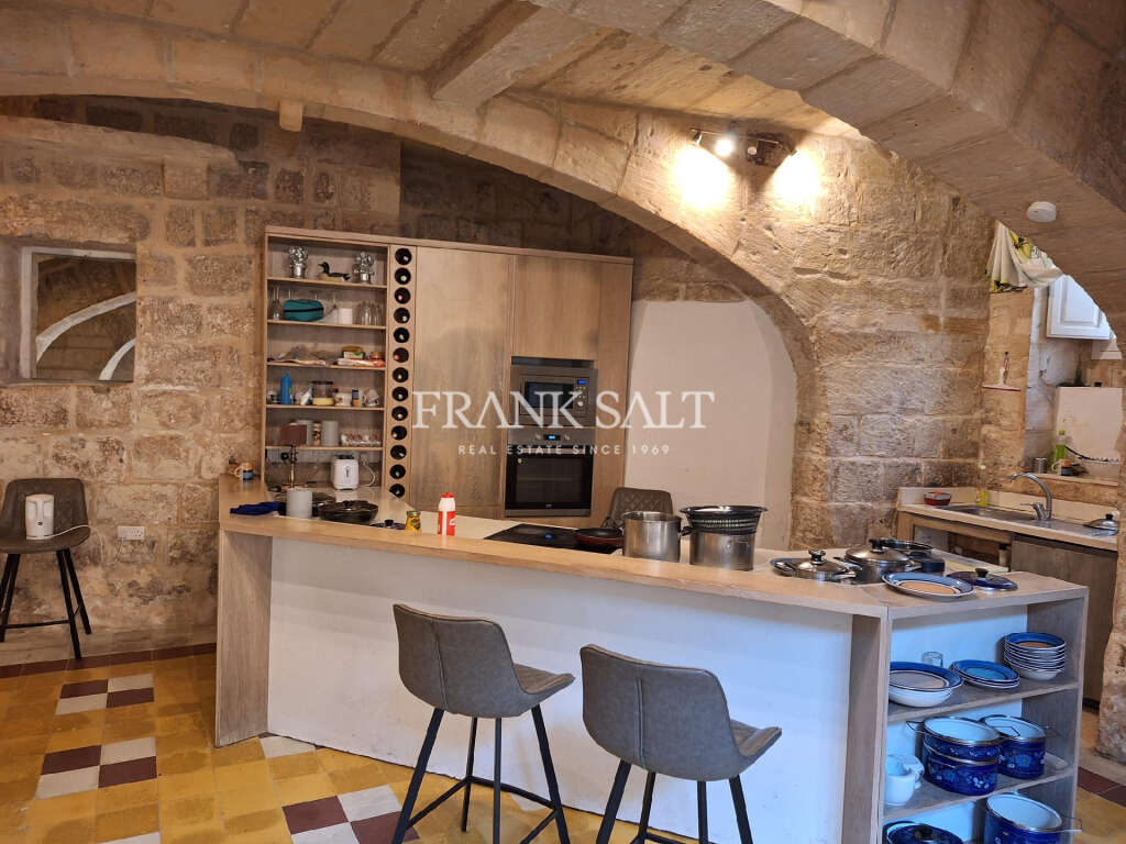 2 Bed, HouseFor Sale, Siggiewi, Malta