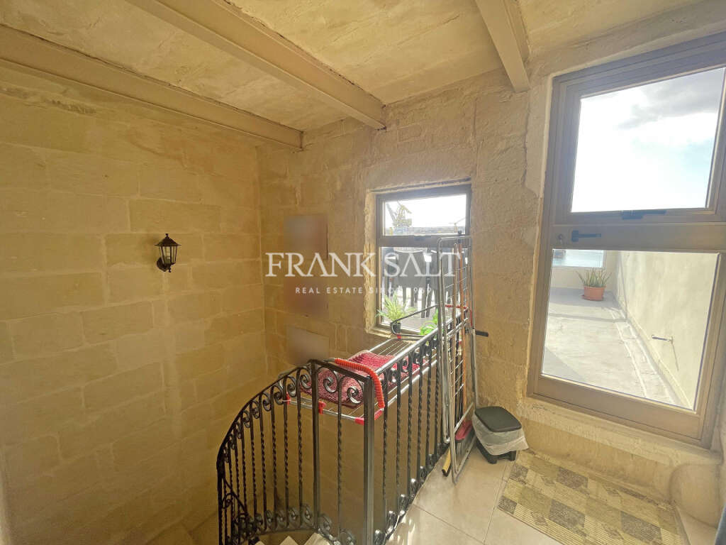 3 Bed, ApartmentFor Sale, Senglea, Malta