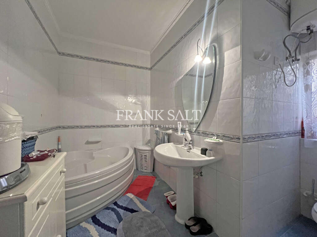 2 Bed, ApartmentFor Sale, Birzebbugia, Malta