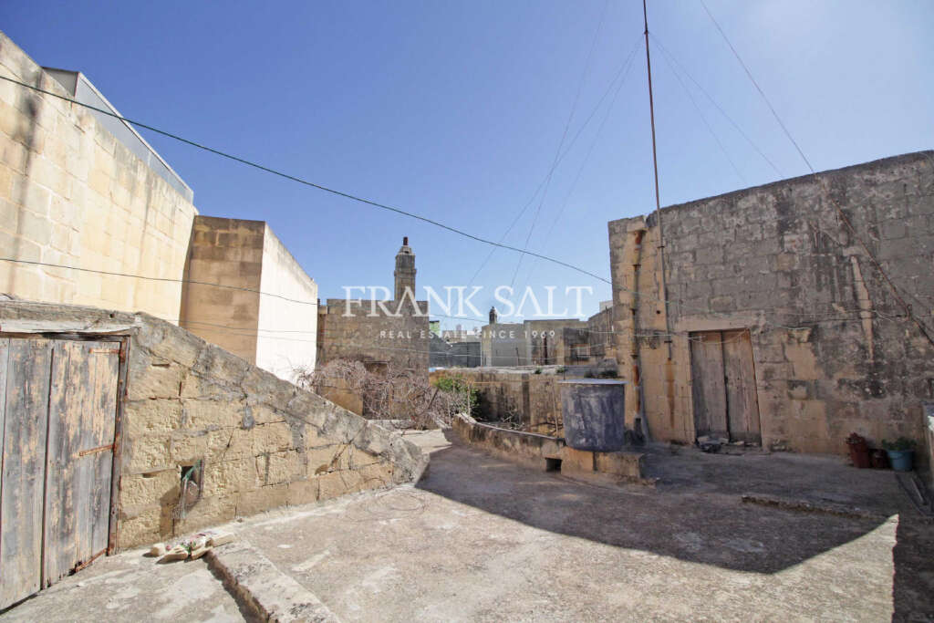 2 Bed, HouseFor Sale, Qormi, Malta