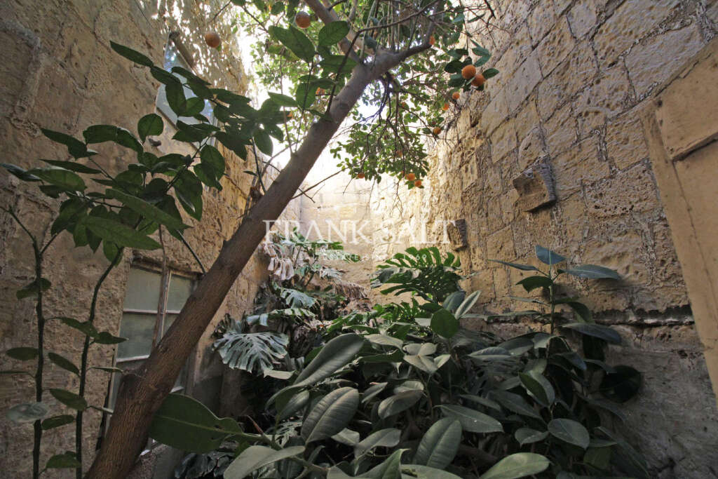 2 Bed, HouseFor Sale, Qormi, Malta