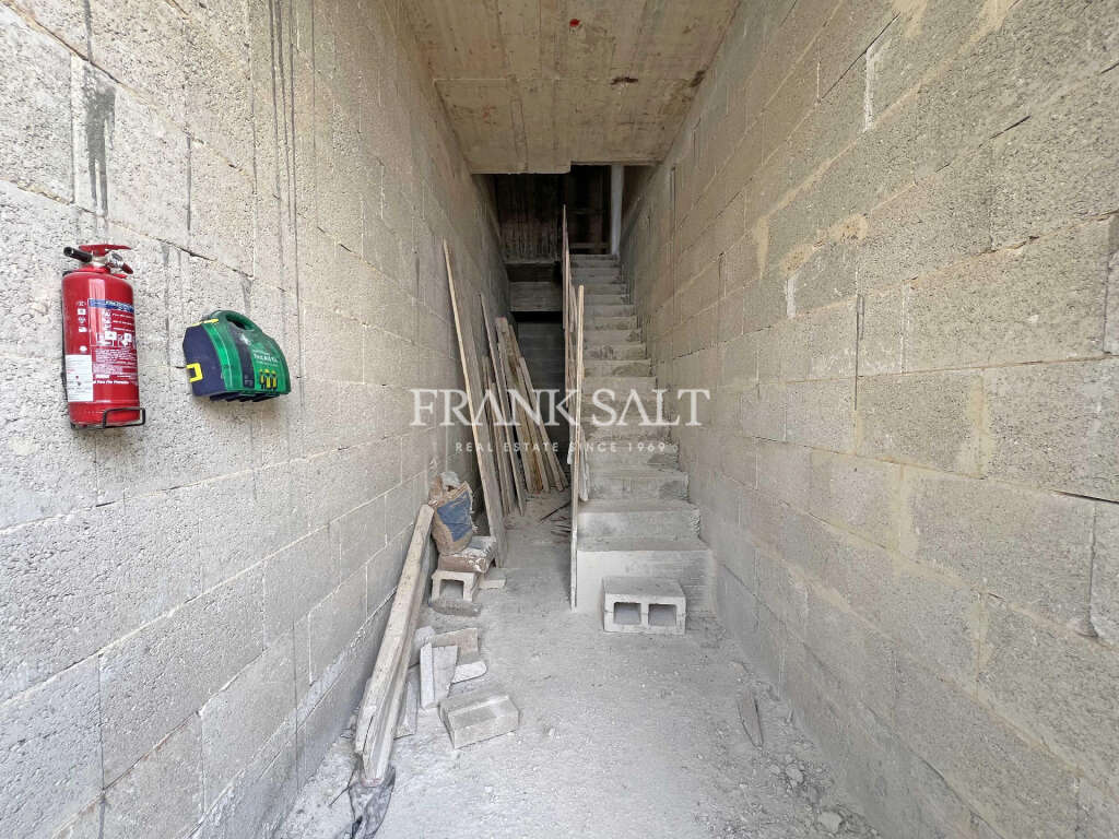 Commercial Property, For Sale