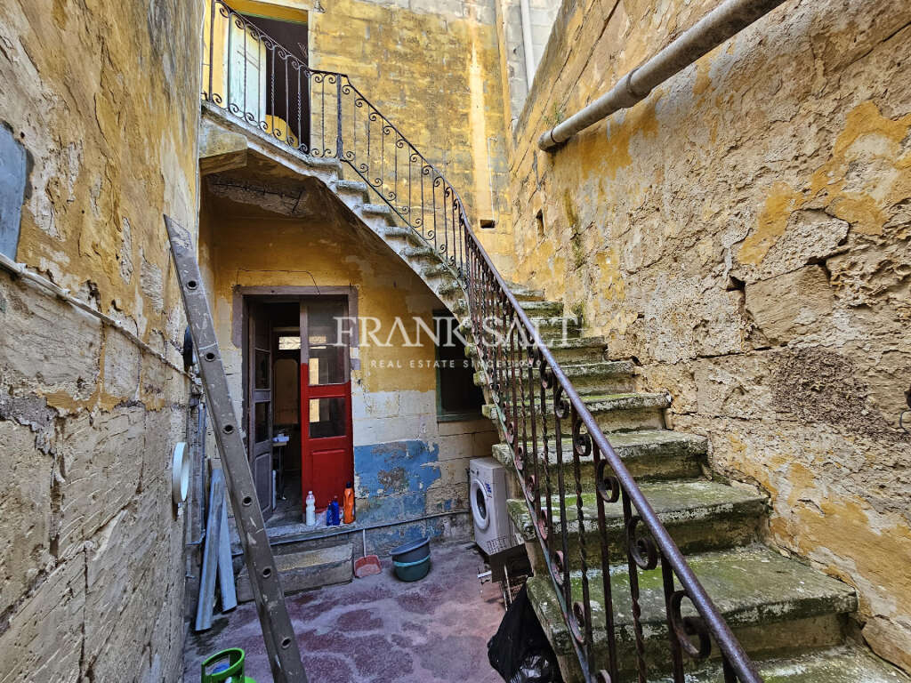2 Bed, HouseFor Sale, Qormi, Malta
