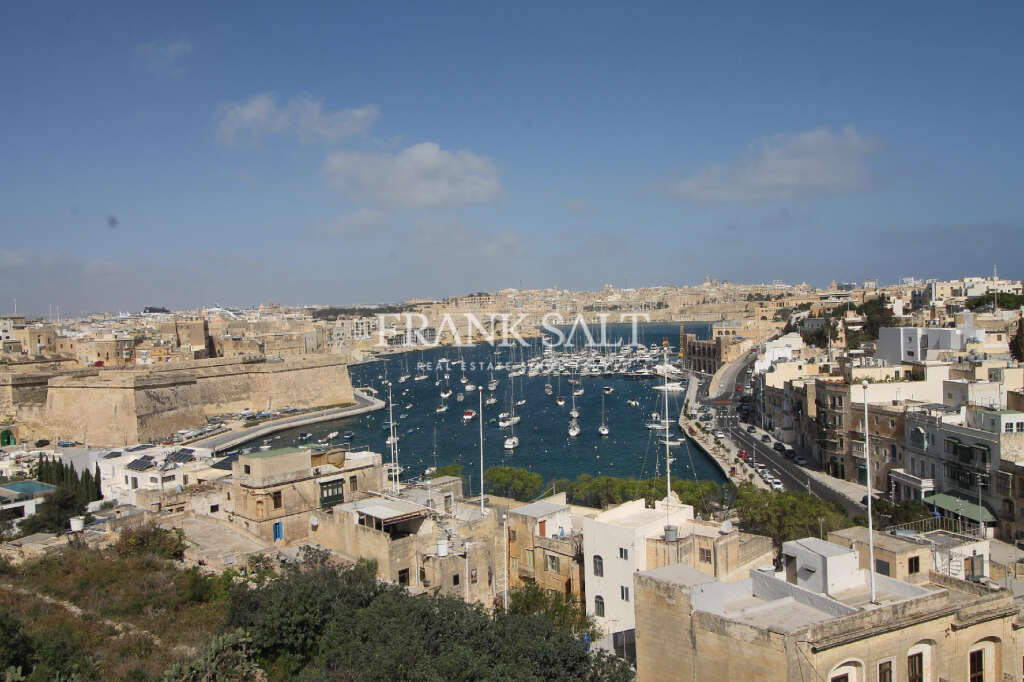 3 Bed, ApartmentFor Sale, Kalkara, Malta