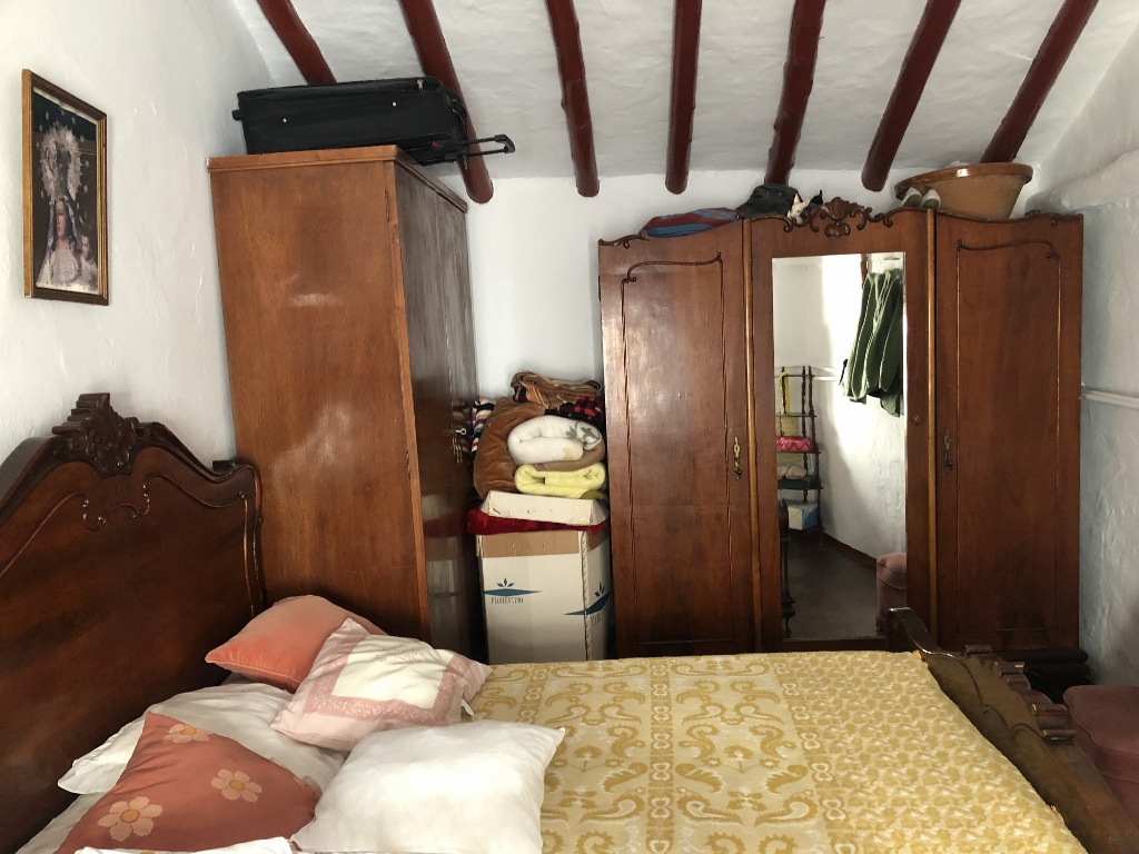 4 Bed, 2 Bath, HouseFor Sale, Olvera, Andalucia