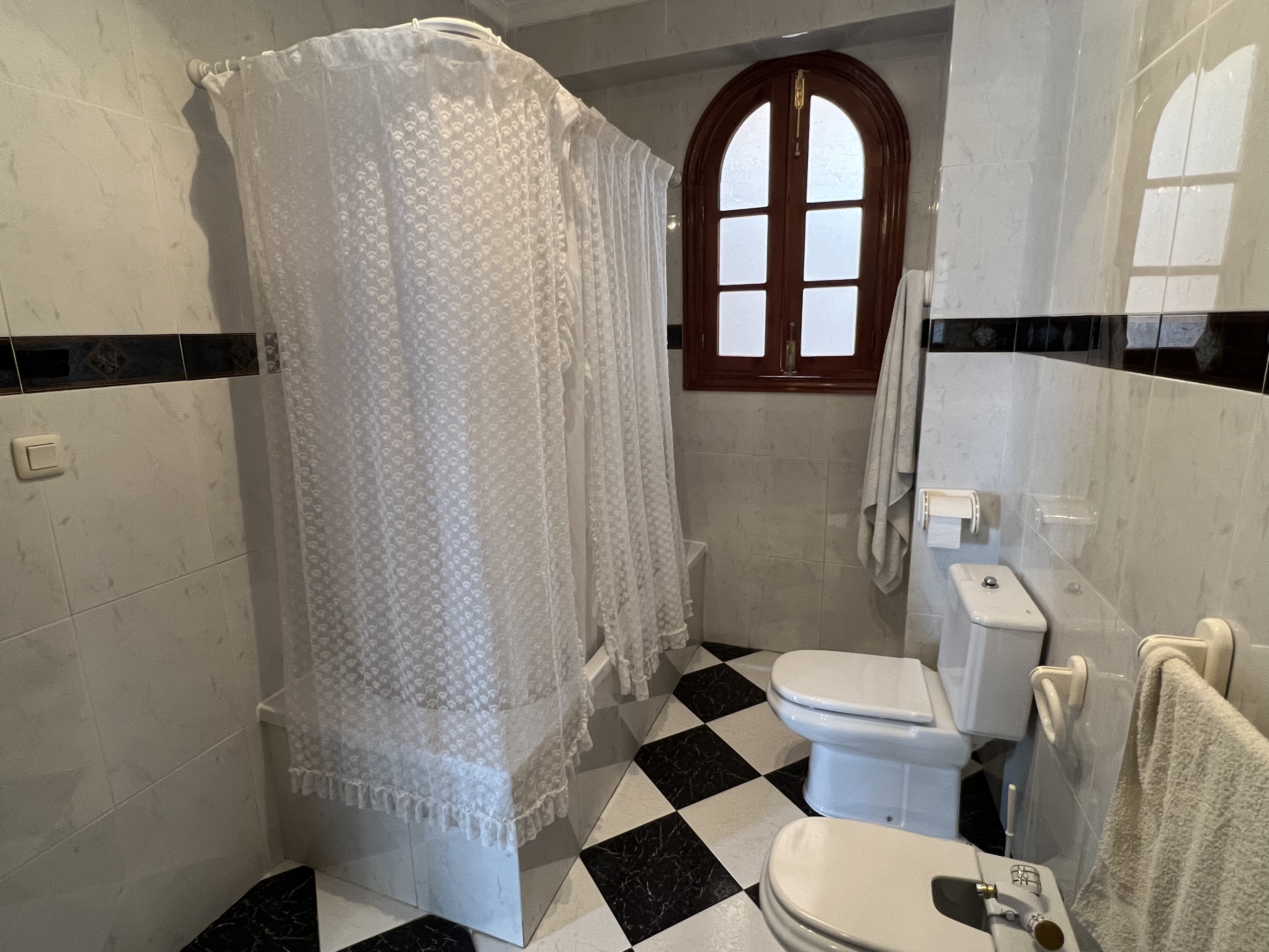 5 Bed, 2 Bath, HouseFor Sale, Olvera, Andalucia