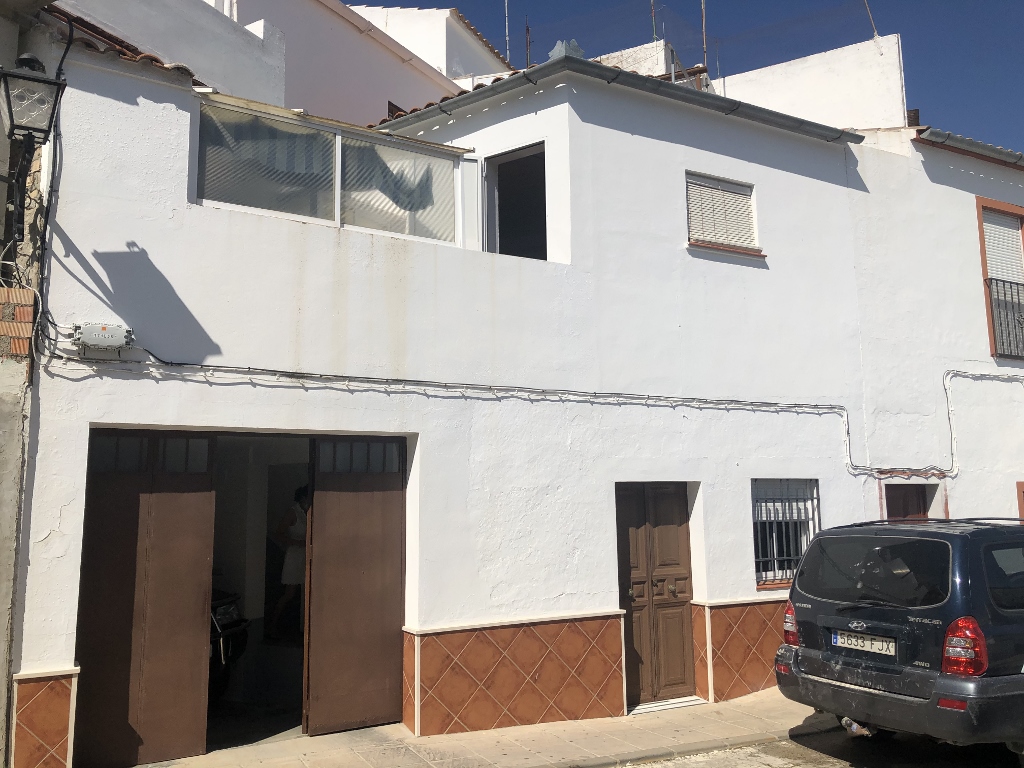 4 Bed, 2 Bath, HouseFor Sale, Olvera, Andalucia