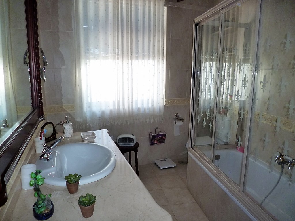 4 Bed, 2 Bath, HouseFor Sale, Olvera, Andalucia