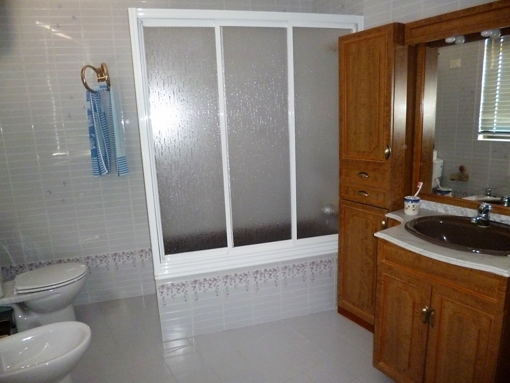 4 Bed, 2 Bath, HouseFor Sale, Olvera, Andalucia