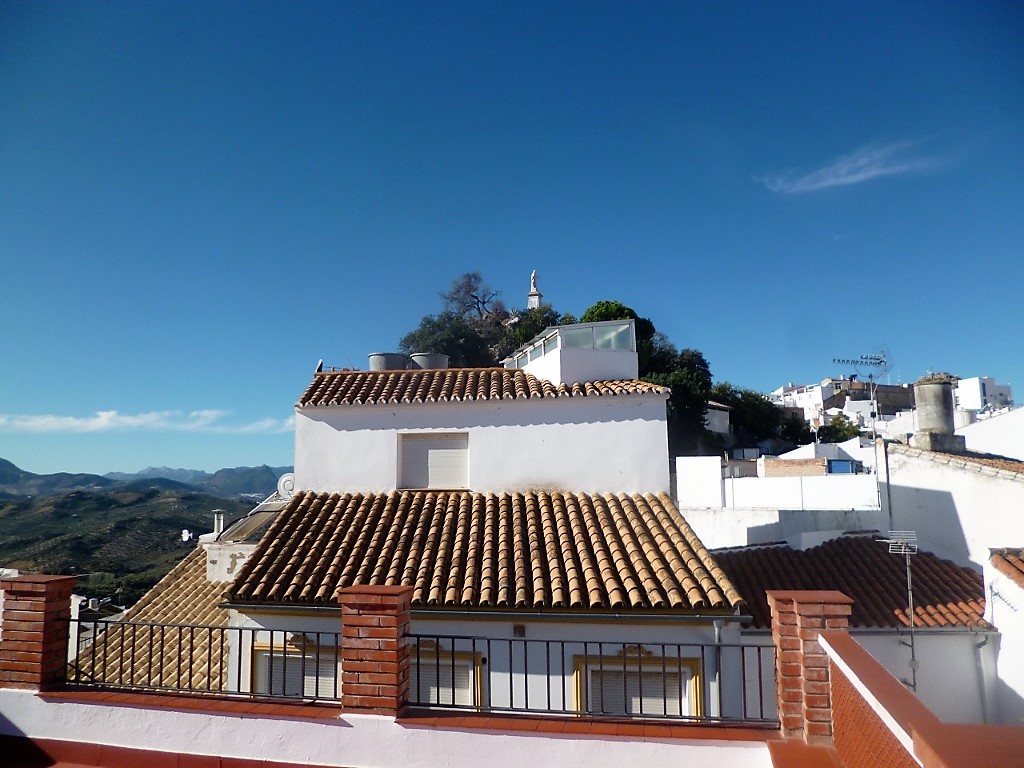 4 Bed, 2 Bath, HouseFor Sale, Olvera, Andalucia