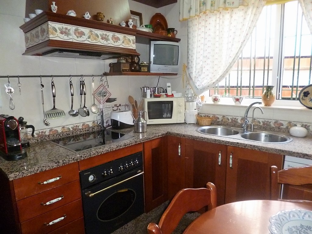 4 Bed, 2 Bath, HouseFor Sale, Olvera, Andalucia