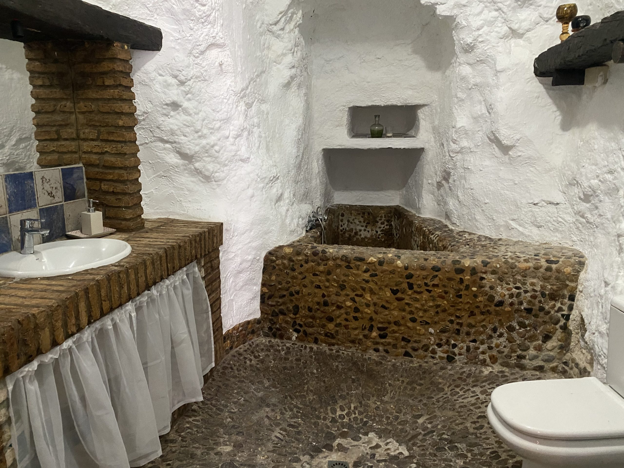 4 Bed, 2 Bath, HouseFor Sale, Olvera, Andalucia