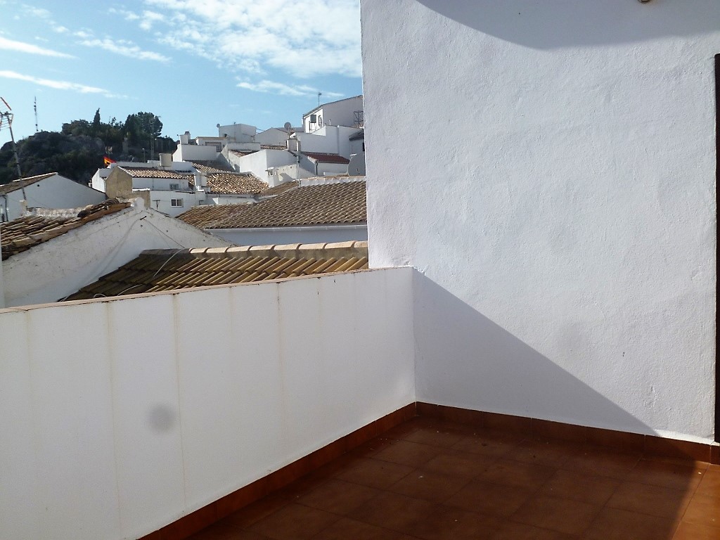 5 Bed, 2 Bath, HouseFor Sale, Olvera, Andalucia