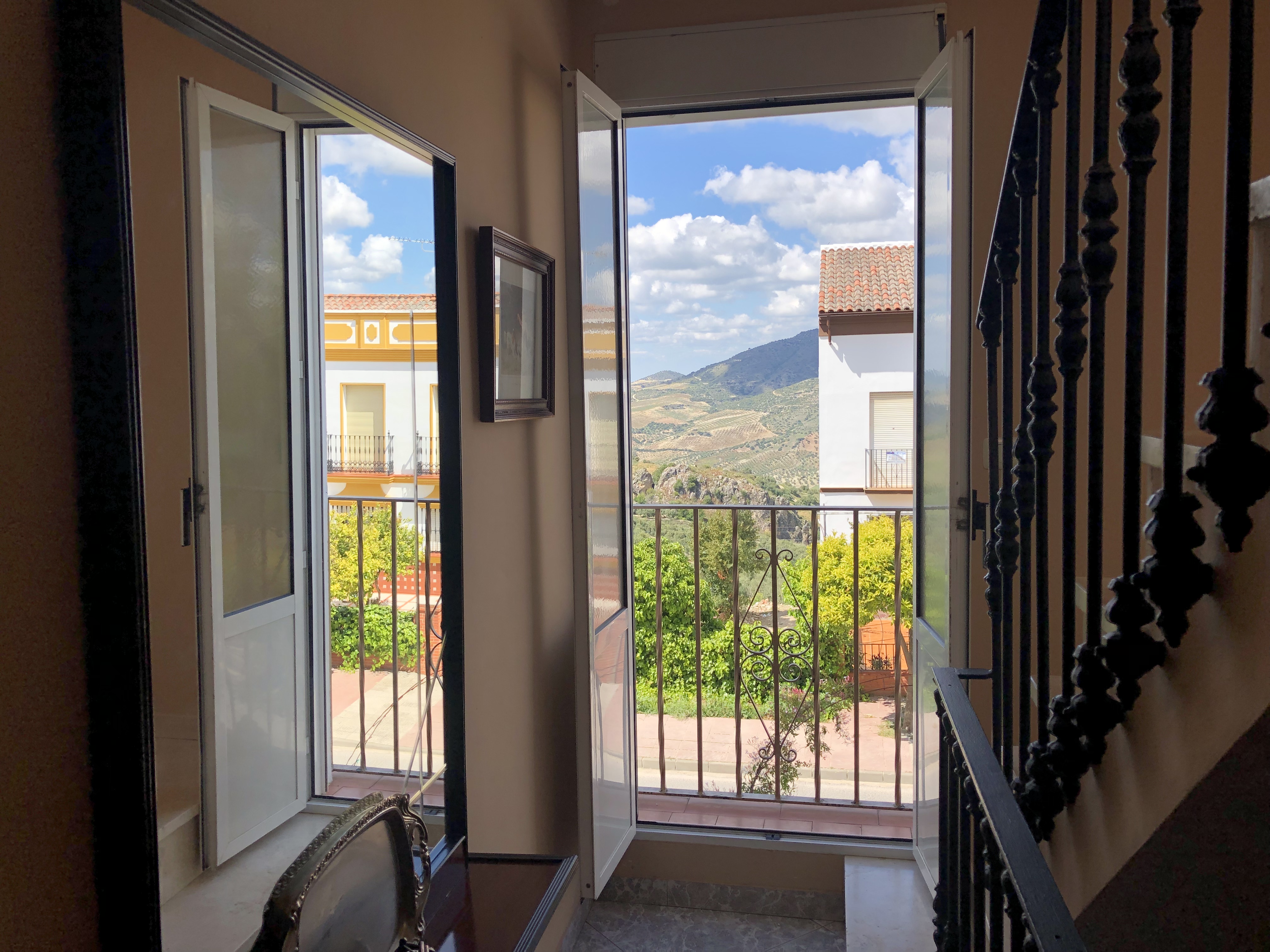 4 Bed, 2 Bath, HouseFor Sale, Olvera, Andalucia