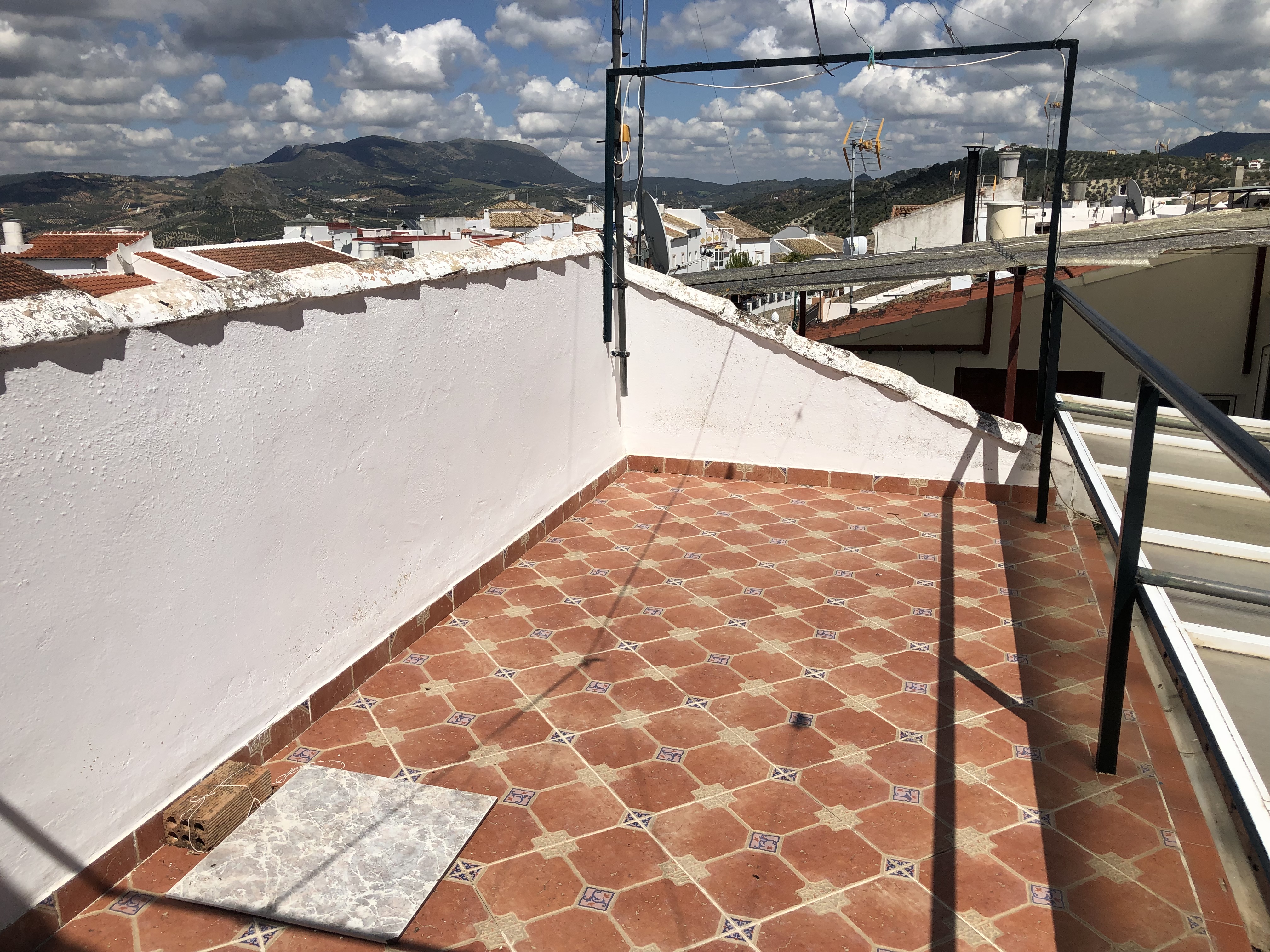 4 Bed, 2 Bath, HouseFor Sale, Olvera, Andalucia