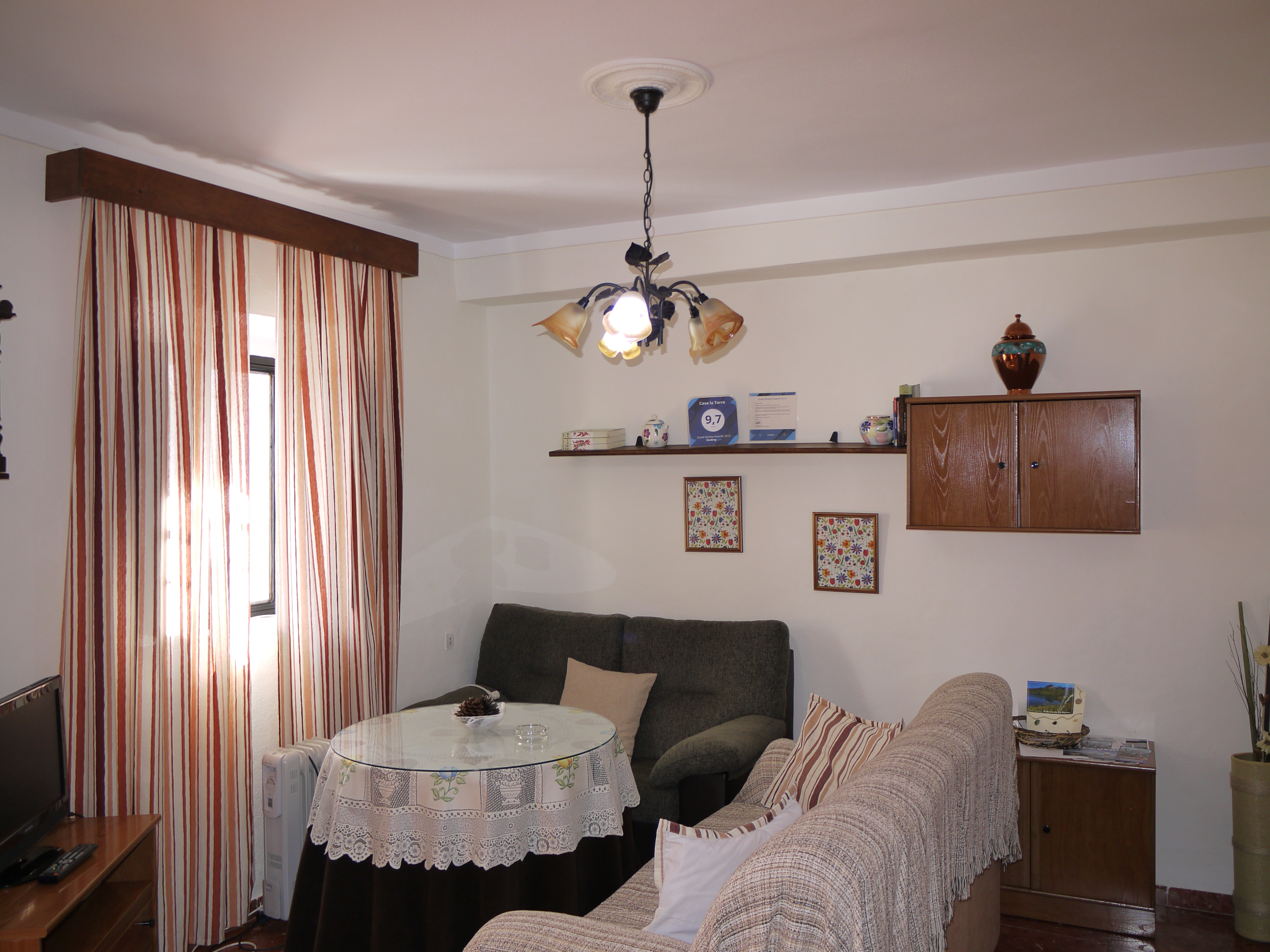 3 Bed, 2 Bath, HouseFor Sale, Zahara de La Sierra, Andalucia