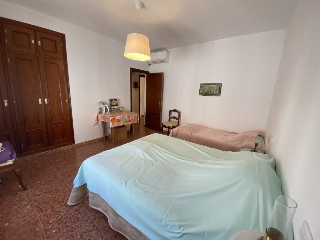 5 Bed, 2 Bath, ApartmentFor Sale, Zahara de La Sierra, Andalucia