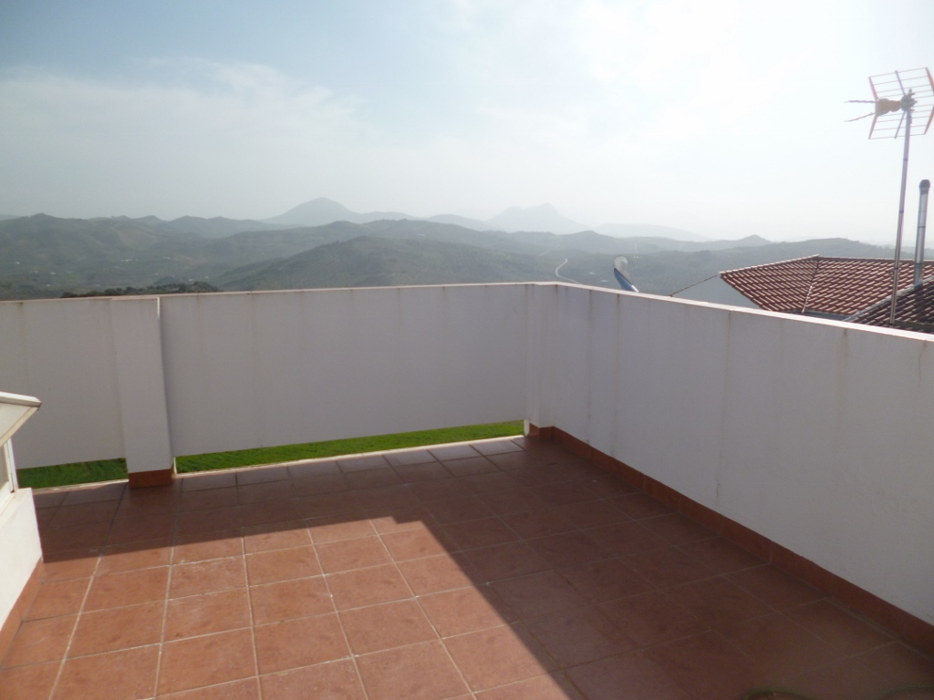 4 Bed, 2 Bath, HouseFor Sale, Olvera, Andalucia