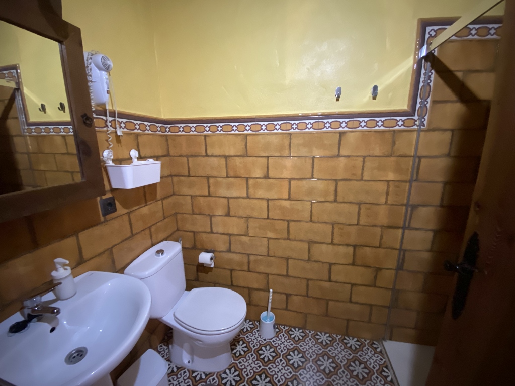 7 Bed, 3 Bath, HouseFor Sale, Zahara de La Sierra, Andalucia