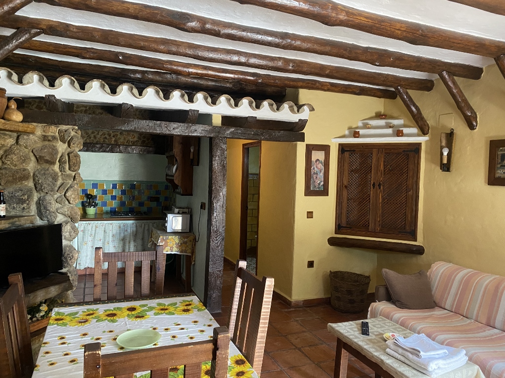 7 Bed, 3 Bath, HouseFor Sale, Zahara de La Sierra, Andalucia