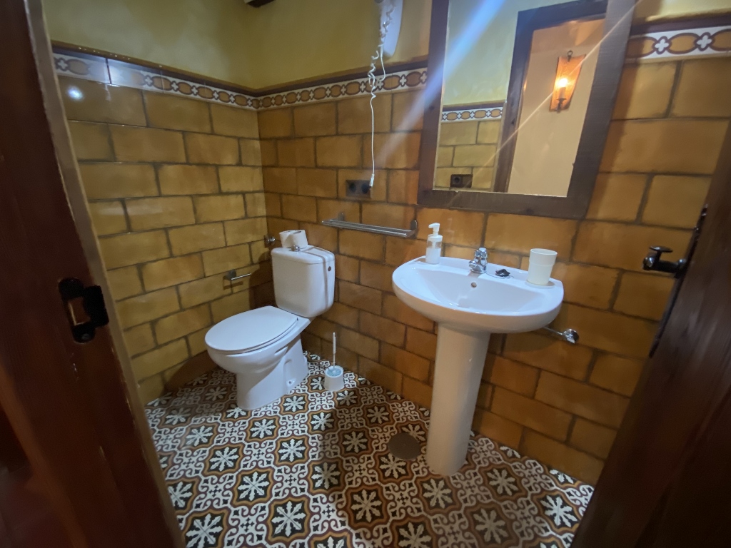 7 Bed, 3 Bath, HouseFor Sale, Zahara de La Sierra, Andalucia