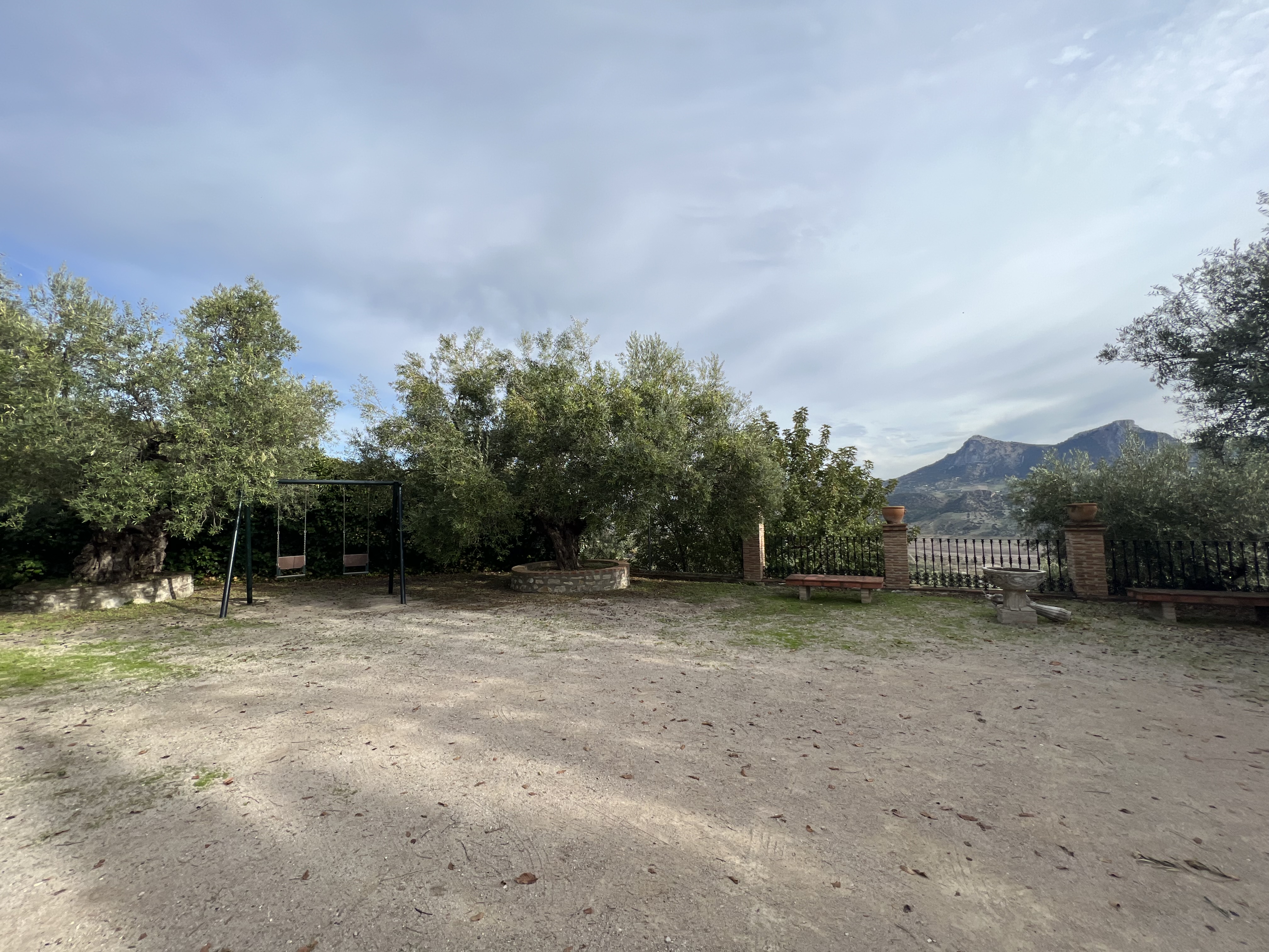 4 Bed, 2 Bath, HouseFor Sale, Zahara de La Sierra, Andalucia 4 Bed, 2 Bath, HouseFor Sale, Zahara de La Sierra, Andalucia