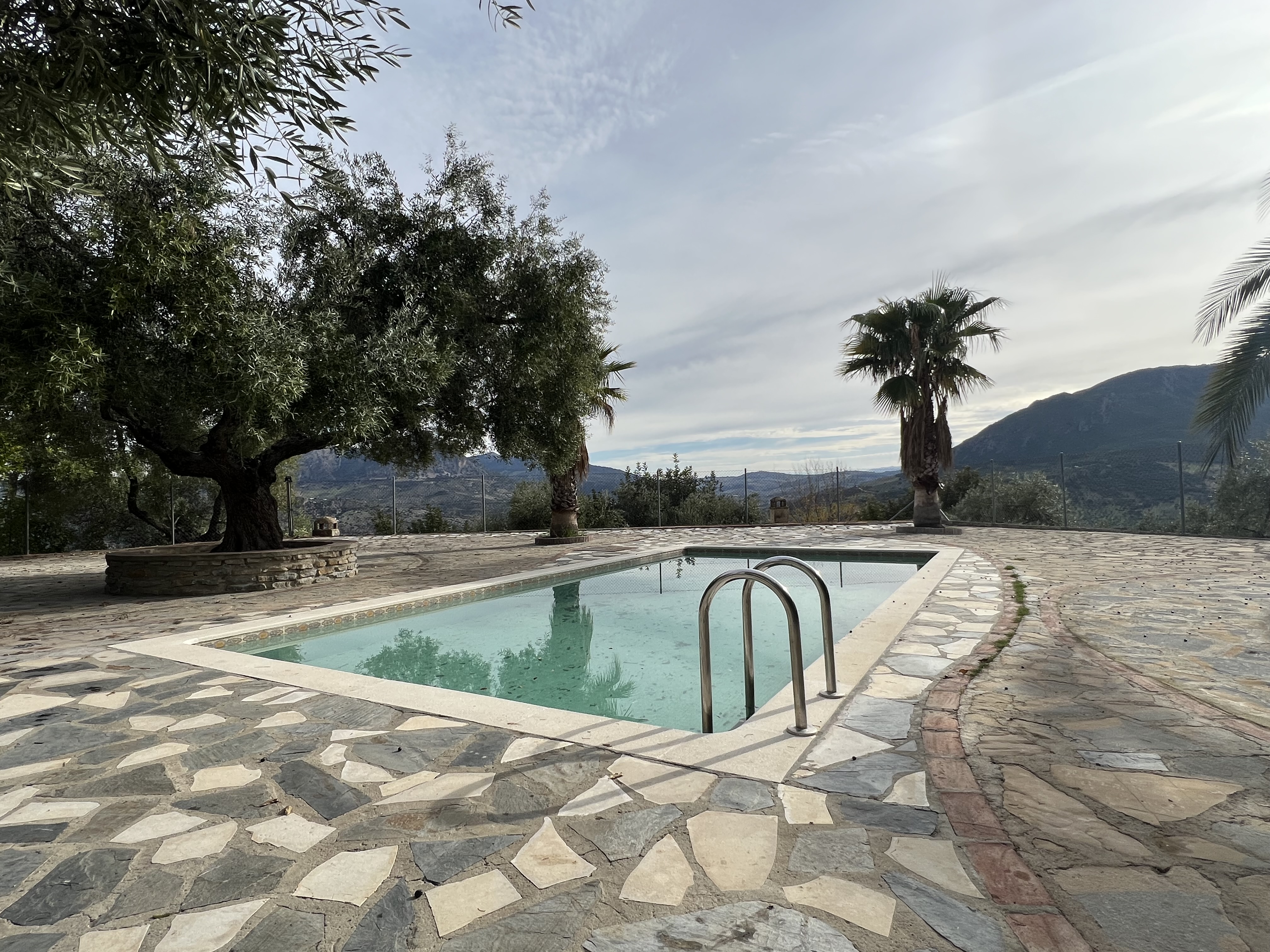 4 Bed, 2 Bath, HouseFor Sale, Zahara de La Sierra, Andalucia 4 Bed, 2 Bath, HouseFor Sale, Zahara de La Sierra, Andalucia