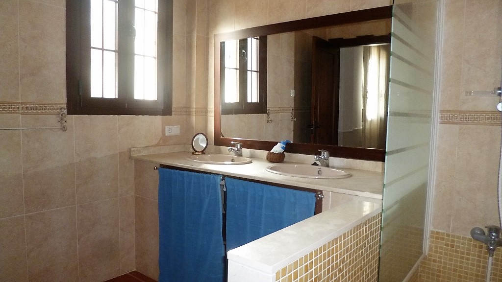 7 Bed, 5 Bath, HouseFor Sale, Setenil de Las Bodegas, Andalucia