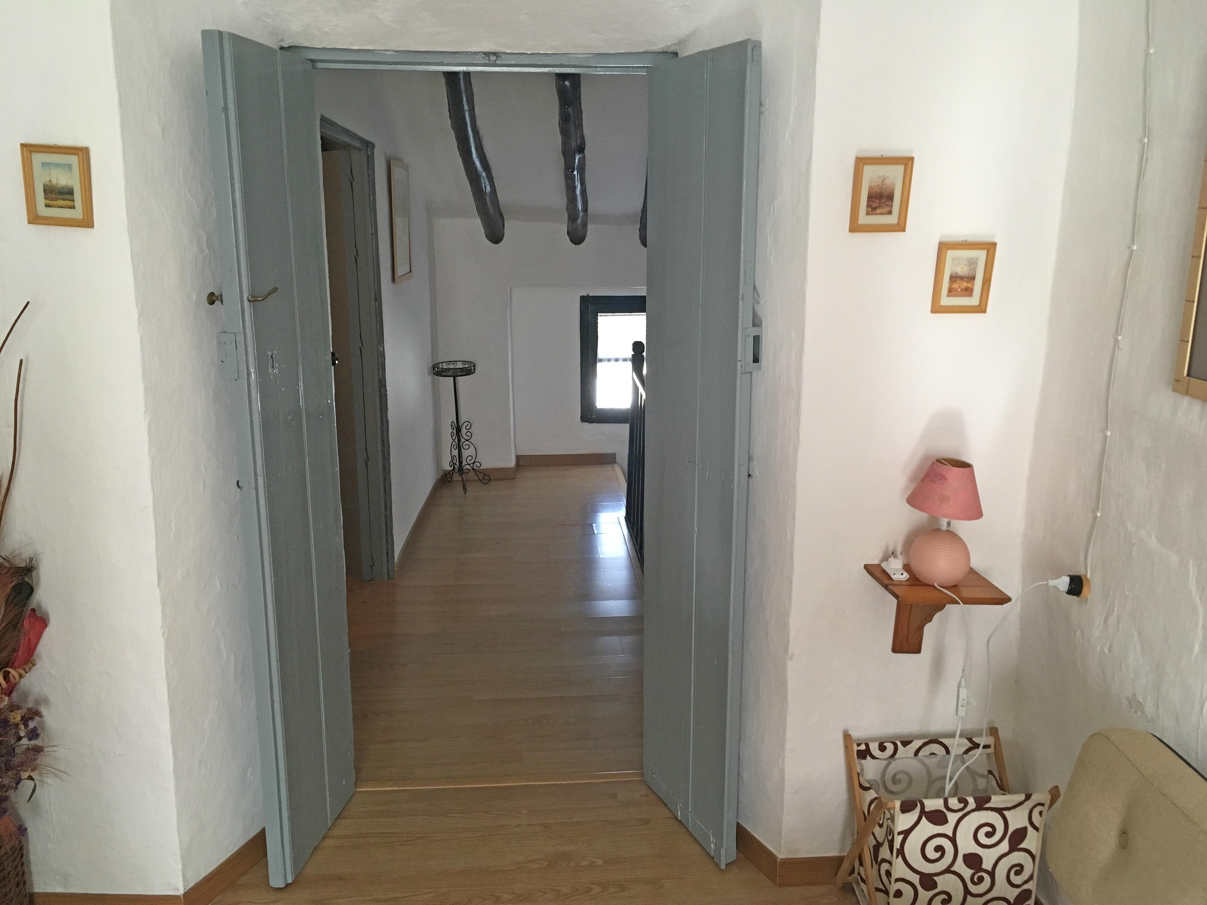 6 Bed, 2 Bath, HouseFor Sale, Moron de La Frontera, Andalucia