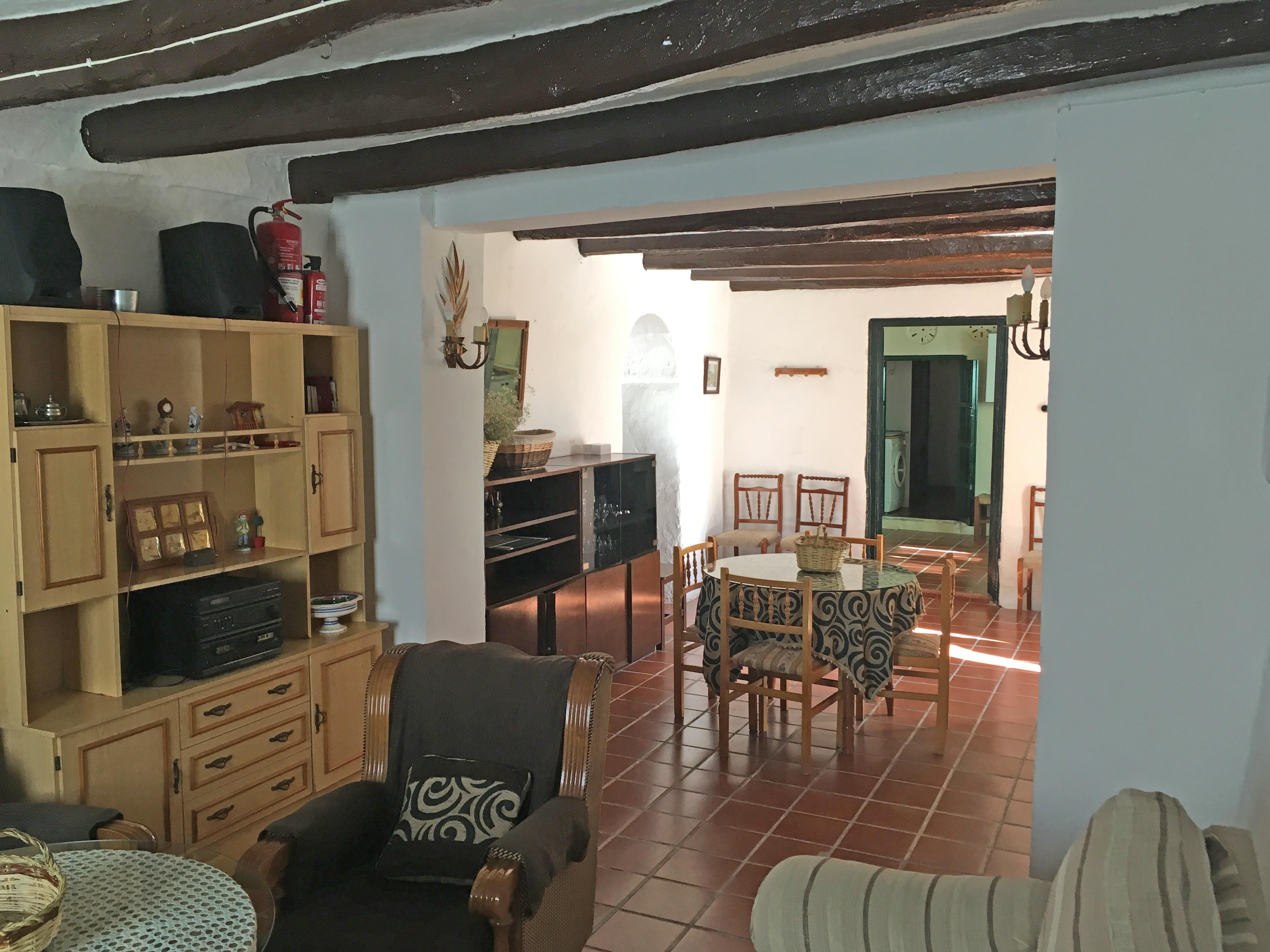 6 Bed, 2 Bath, HouseFor Sale, Moron de La Frontera, Andalucia
