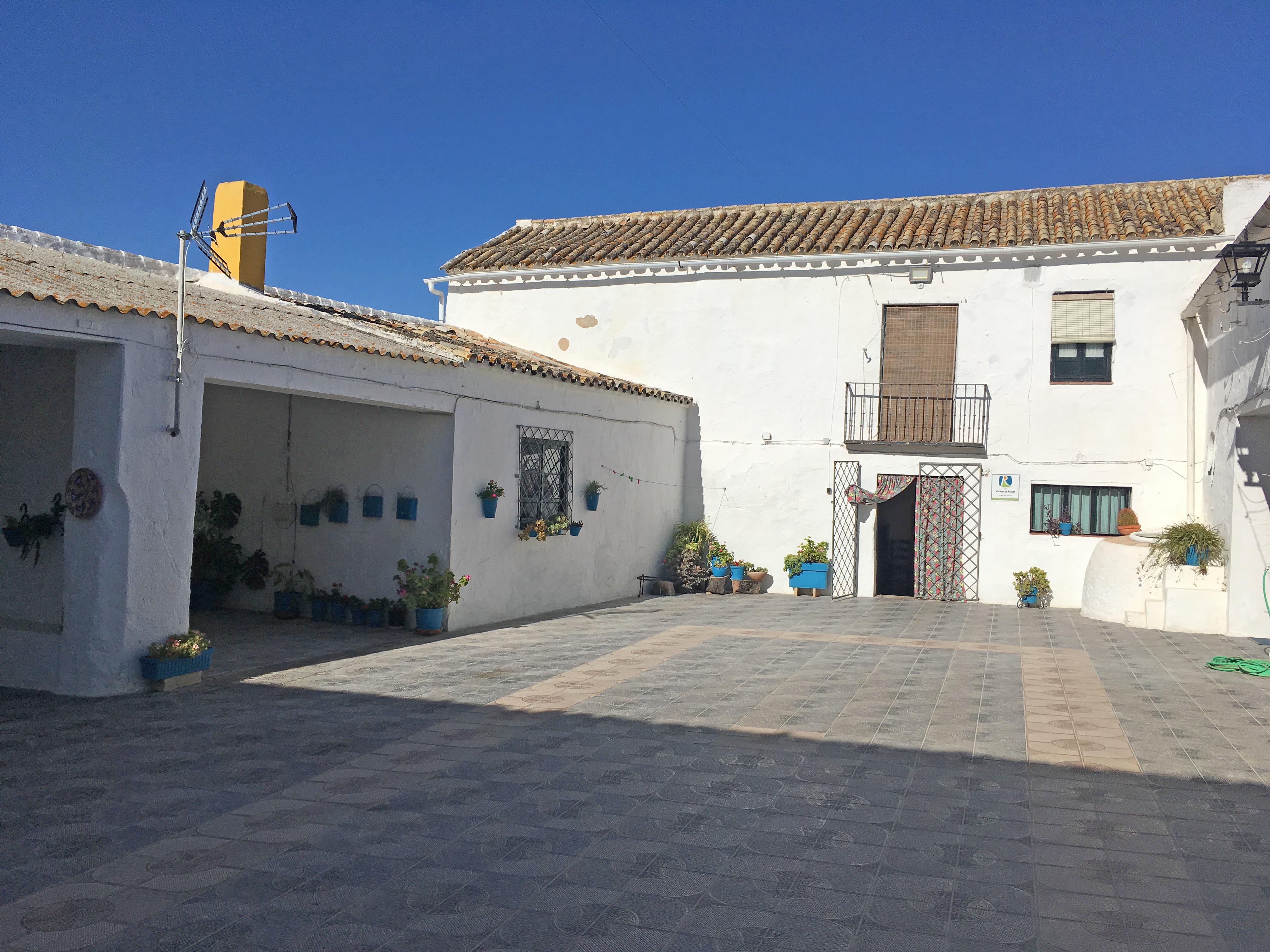 6 Bed, 2 Bath, HouseFor Sale, Moron de La Frontera, Andalucia