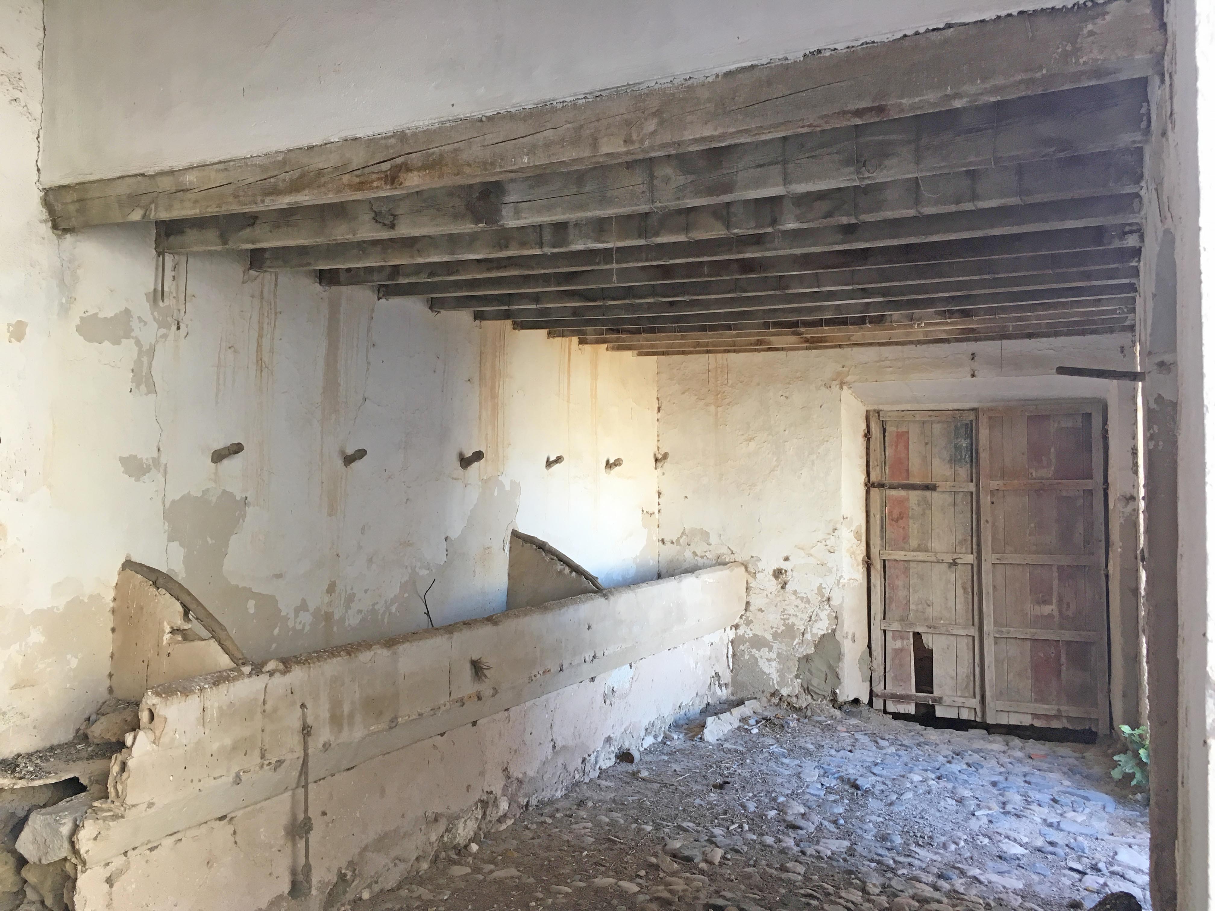 6 Bed, 2 Bath, HouseFor Sale, Moron de La Frontera, Andalucia