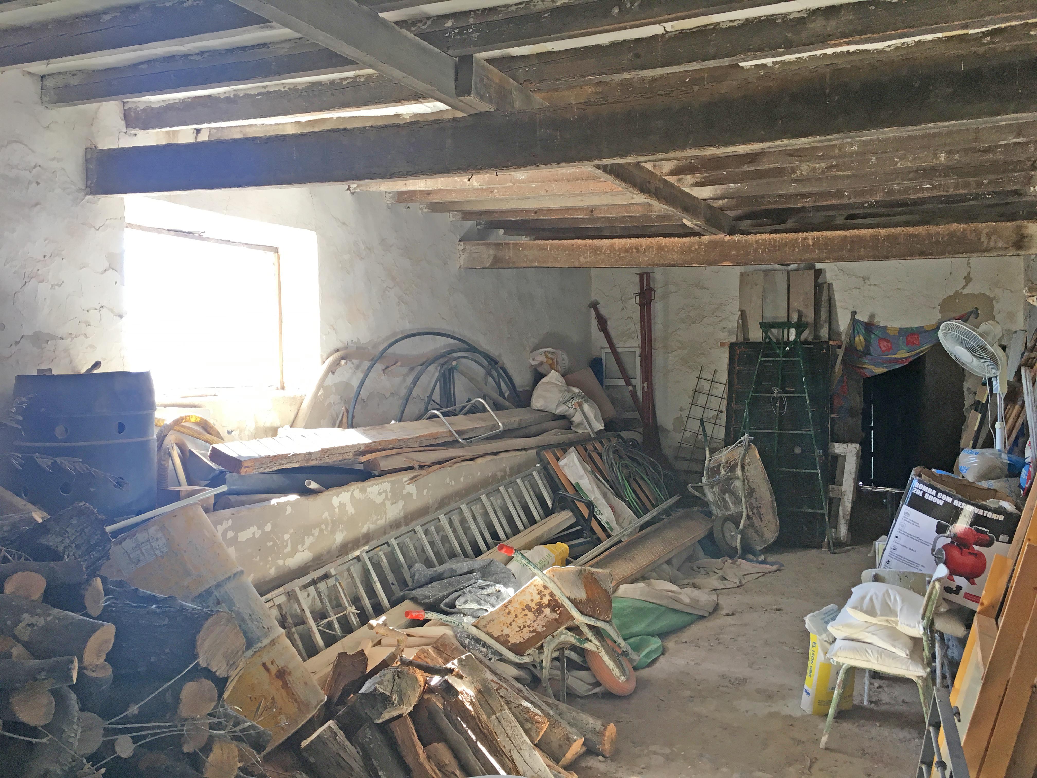 6 Bed, 2 Bath, HouseFor Sale, Moron de La Frontera, Andalucia