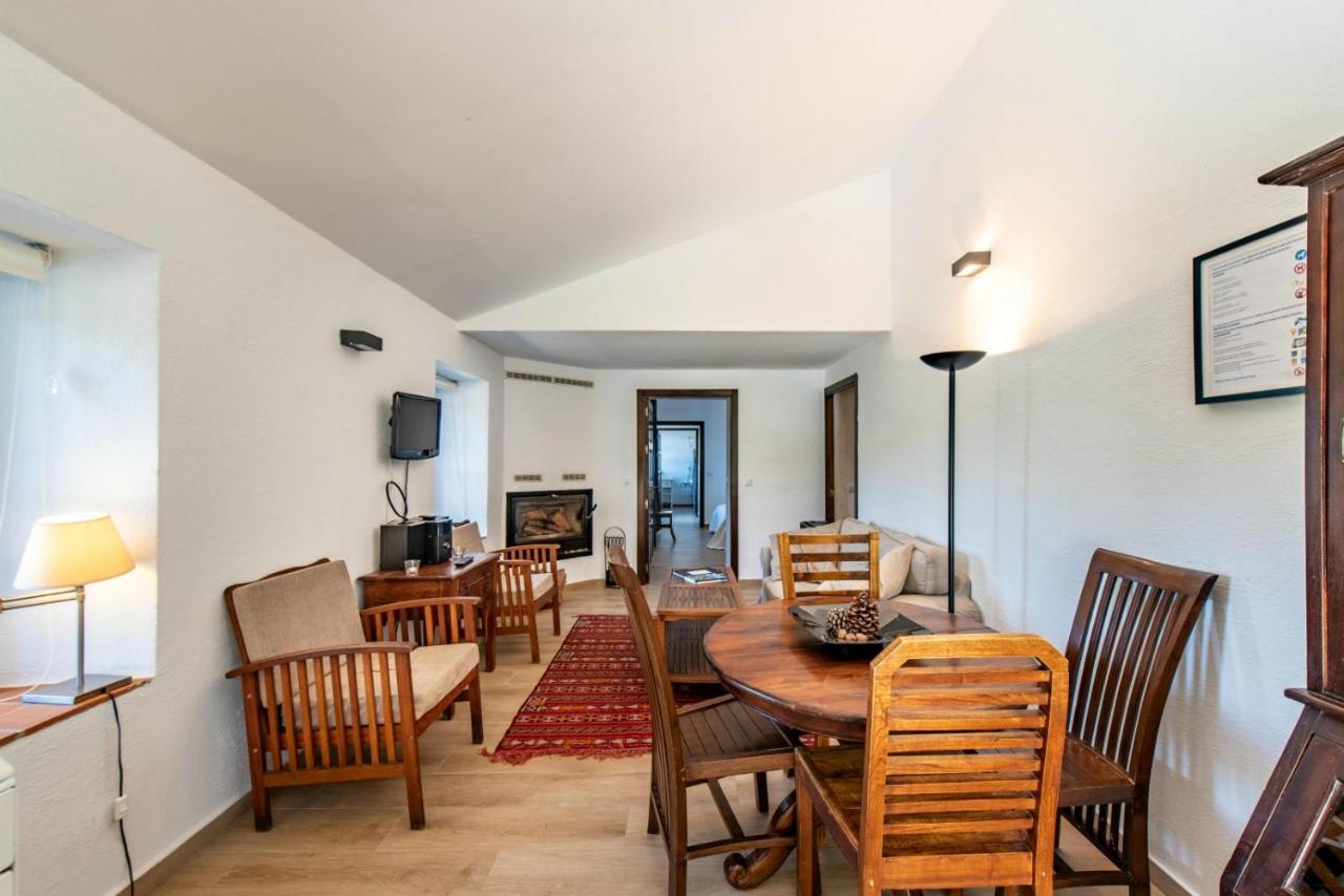 12 Bed, 13 Bath, HouseFor Sale, Sevilla, Andalucia