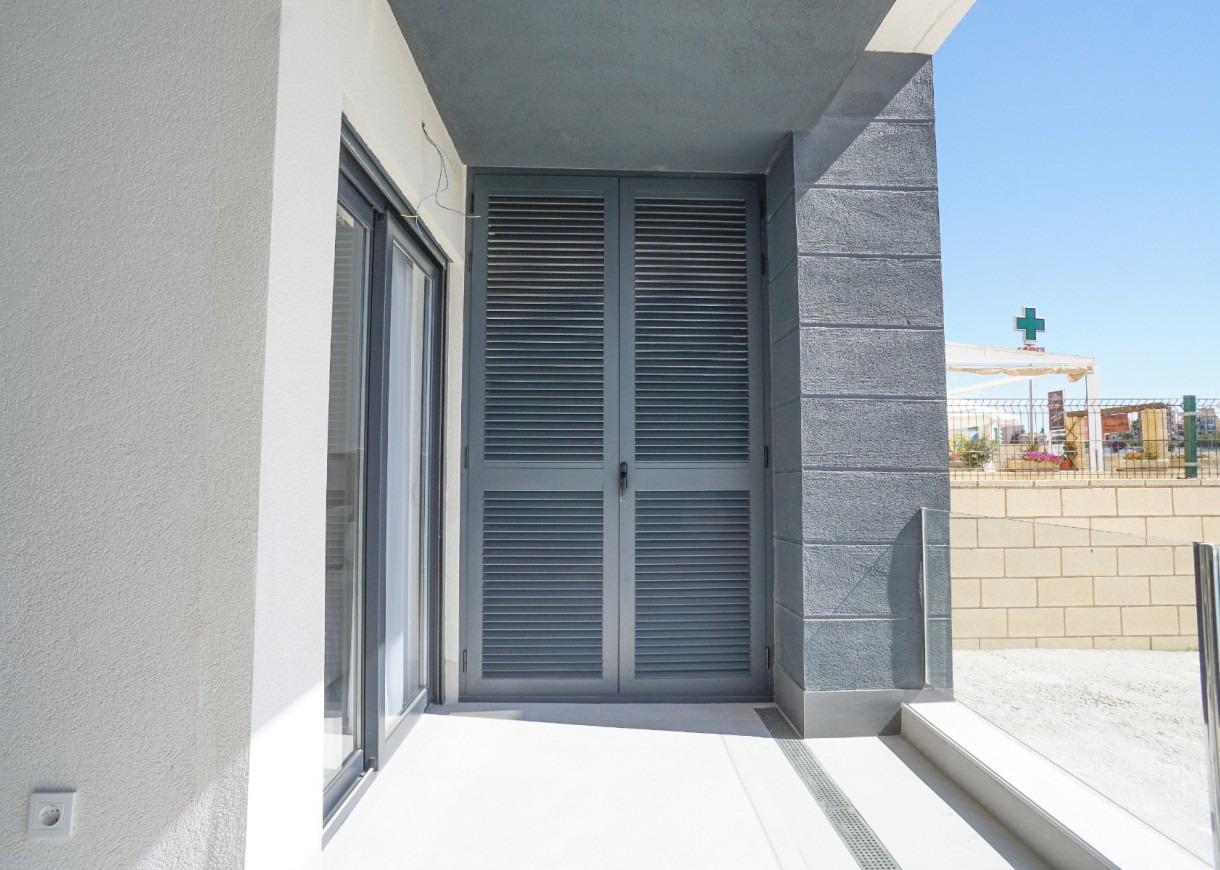 2 Bed, 2 Bath, ApartmentFor Sale, Torrevieja, Costa Blanca 2 Bed, 2 Bath, ApartmentFor Sale, Torrevieja, Costa Blanca