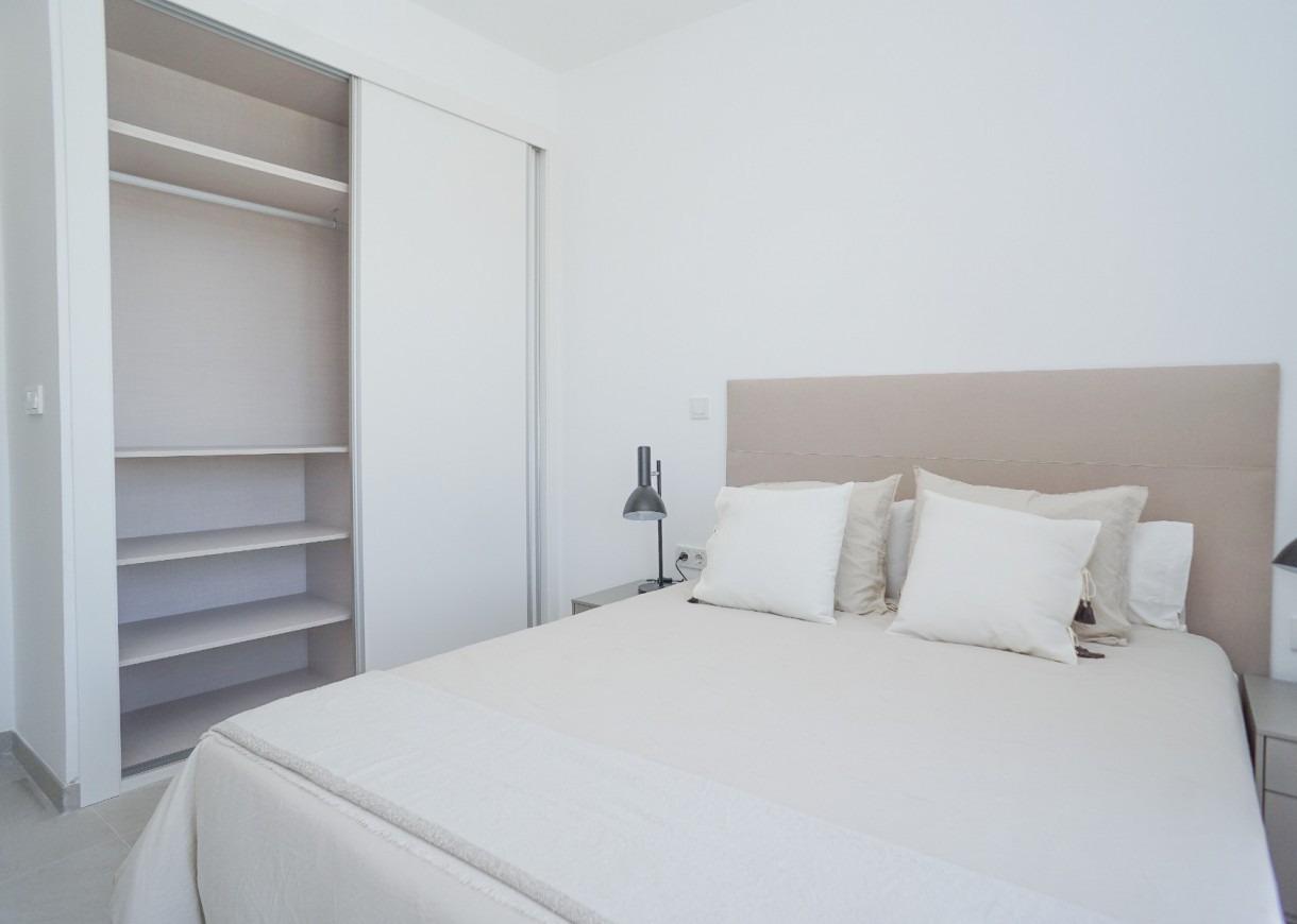2 Bed, 2 Bath, ApartmentFor Sale, Torrevieja, Costa Blanca 2 Bed, 2 Bath, ApartmentFor Sale, Torrevieja, Costa Blanca
