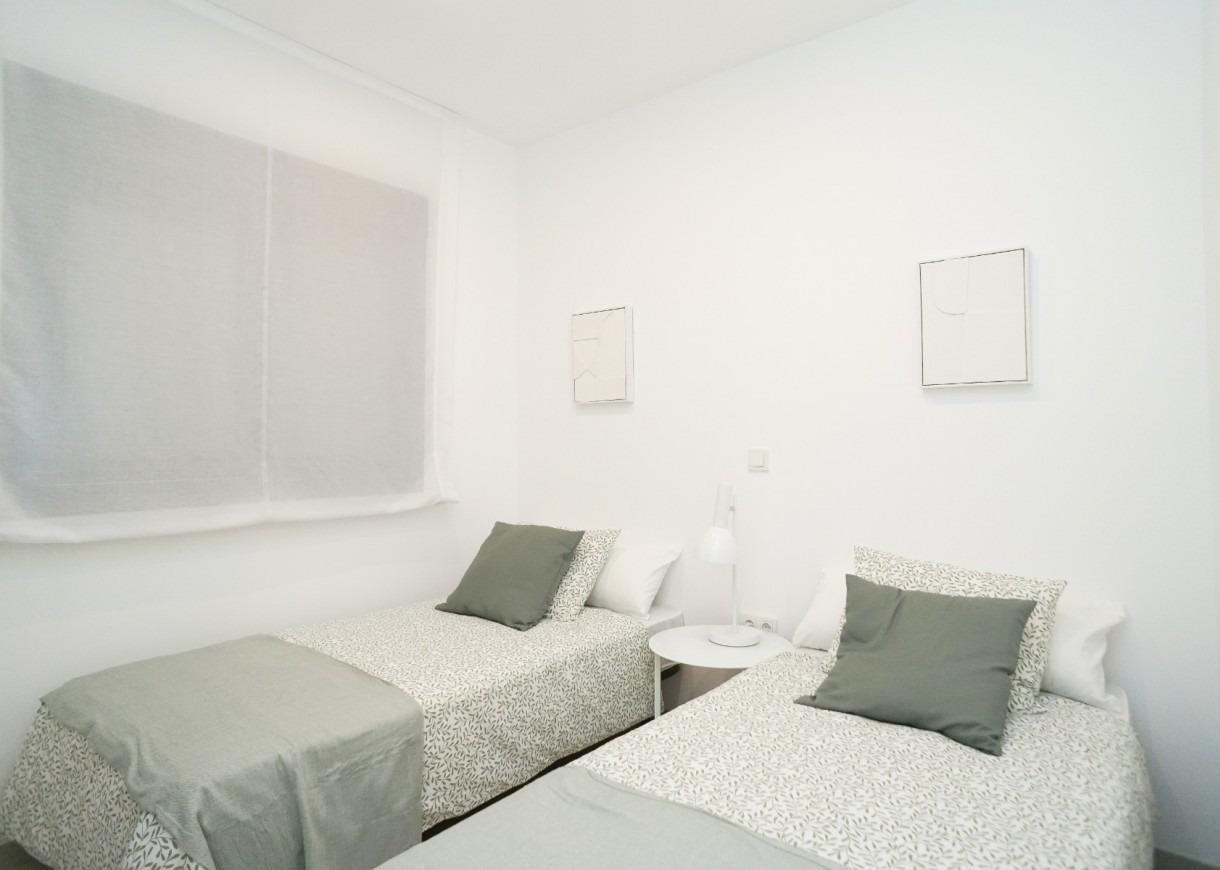 2 Bed, 2 Bath, ApartmentFor Sale, Torrevieja, Costa Blanca 2 Bed, 2 Bath, ApartmentFor Sale, Torrevieja, Costa Blanca