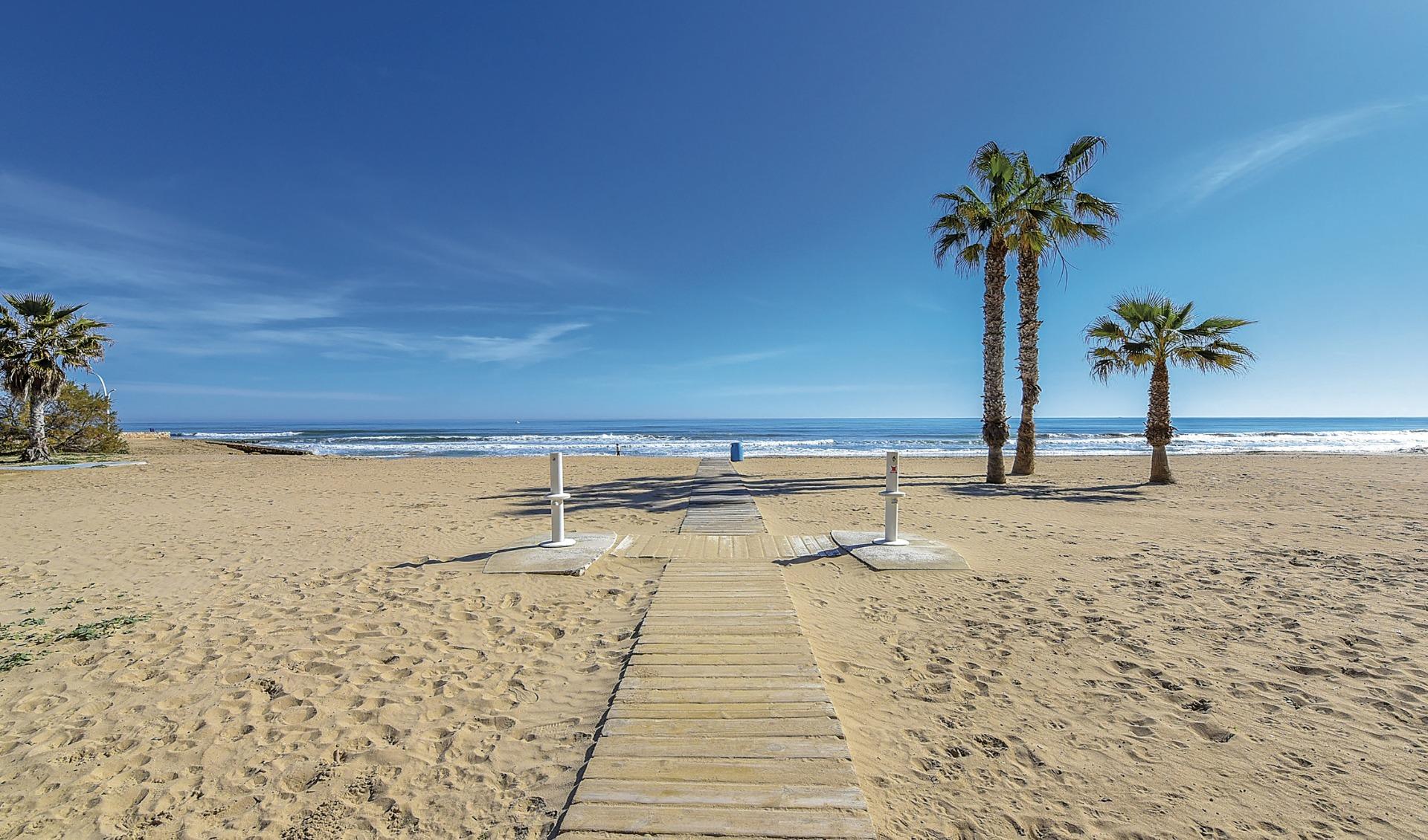 2 Bed, 2 Bath, ApartmentFor Sale, Torrevieja, Costa Blanca 2 Bed, 2 Bath, ApartmentFor Sale, Torrevieja, Costa Blanca