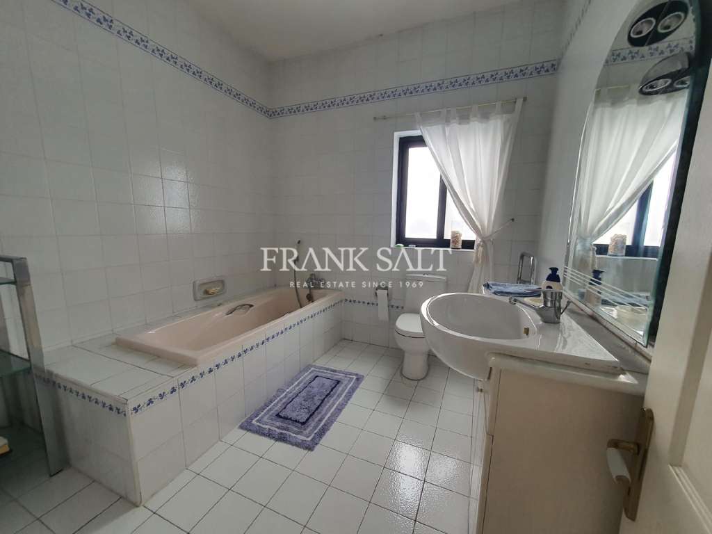 3 Bed, ApartmentFor Sale, Gzira, Malta