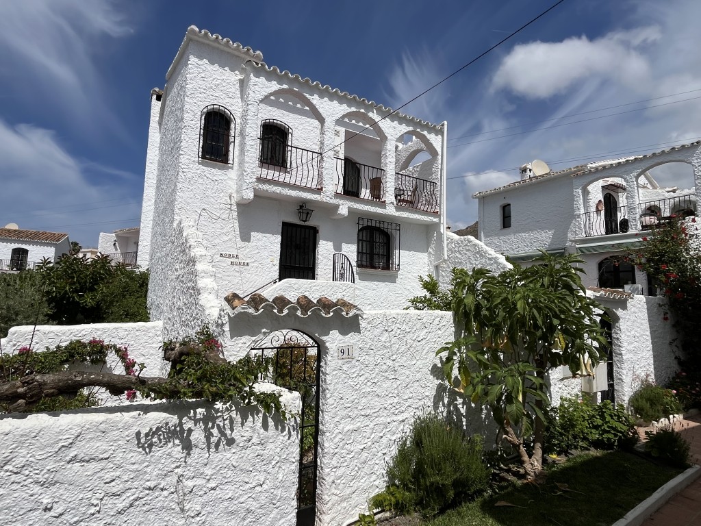 2 Bed, 1 Bath, HouseFor Sale, Nerja, Malaga 2 Bed, 1 Bath, HouseFor Sale, Nerja, Malaga