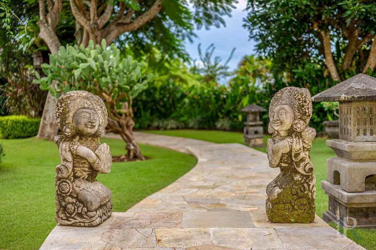 6 Bed, 7 Bath, HouseFor Sale, Badung, Bali